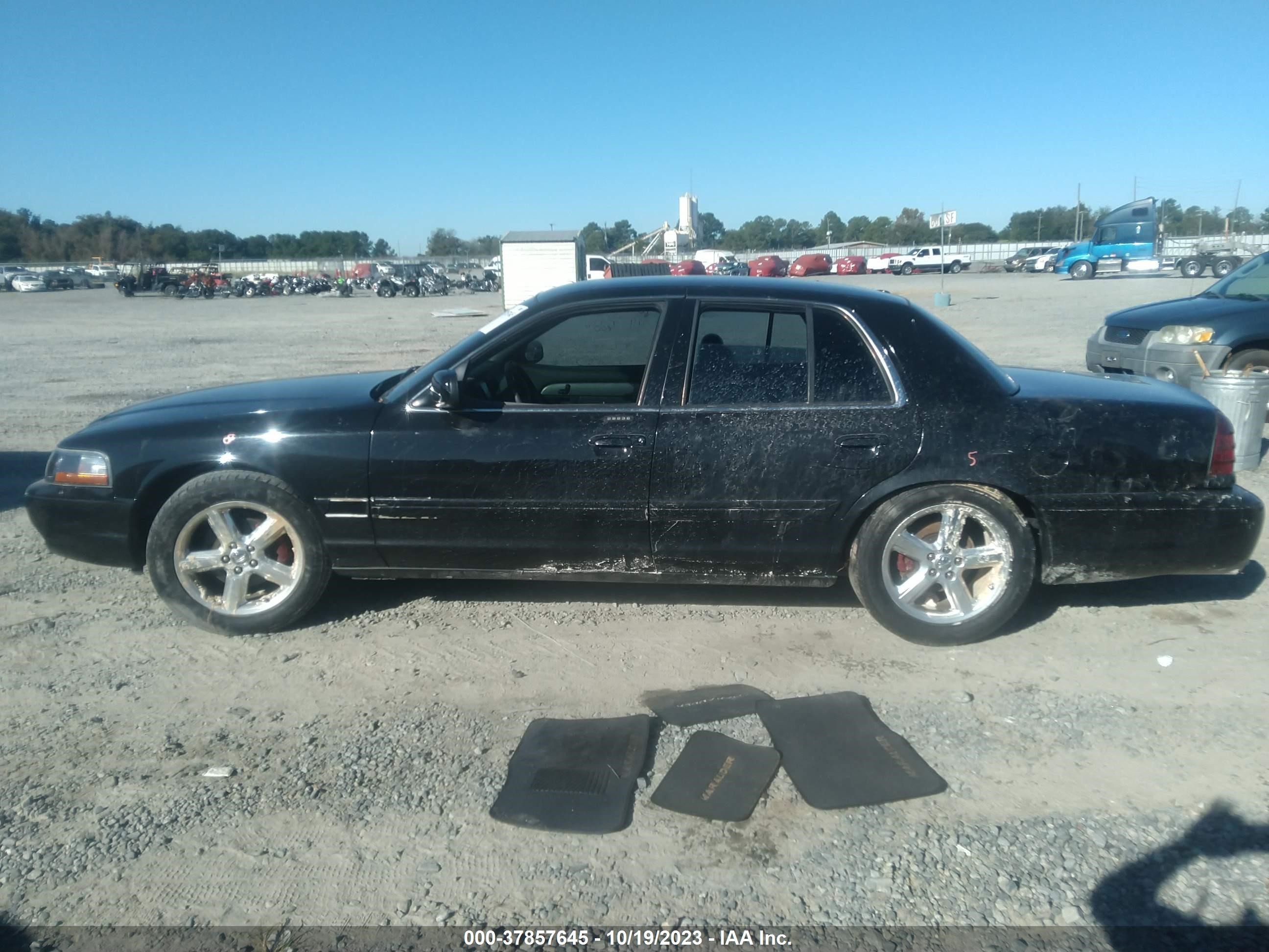 Photo 12 VIN: 2MEHM75V63X624927 - MERCURY MARAUDER 