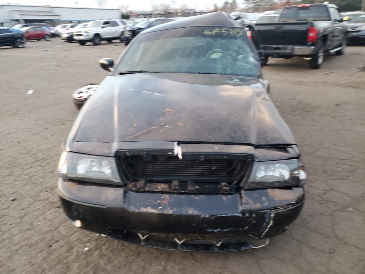 Photo 4 VIN: 2MEHM75V73X628713 - MERCURY MARAUDER 