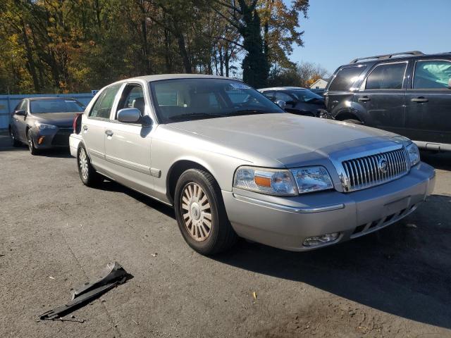 Photo 3 VIN: 2MEHM75V98X631569 - MERCURY GRAND MARQ 