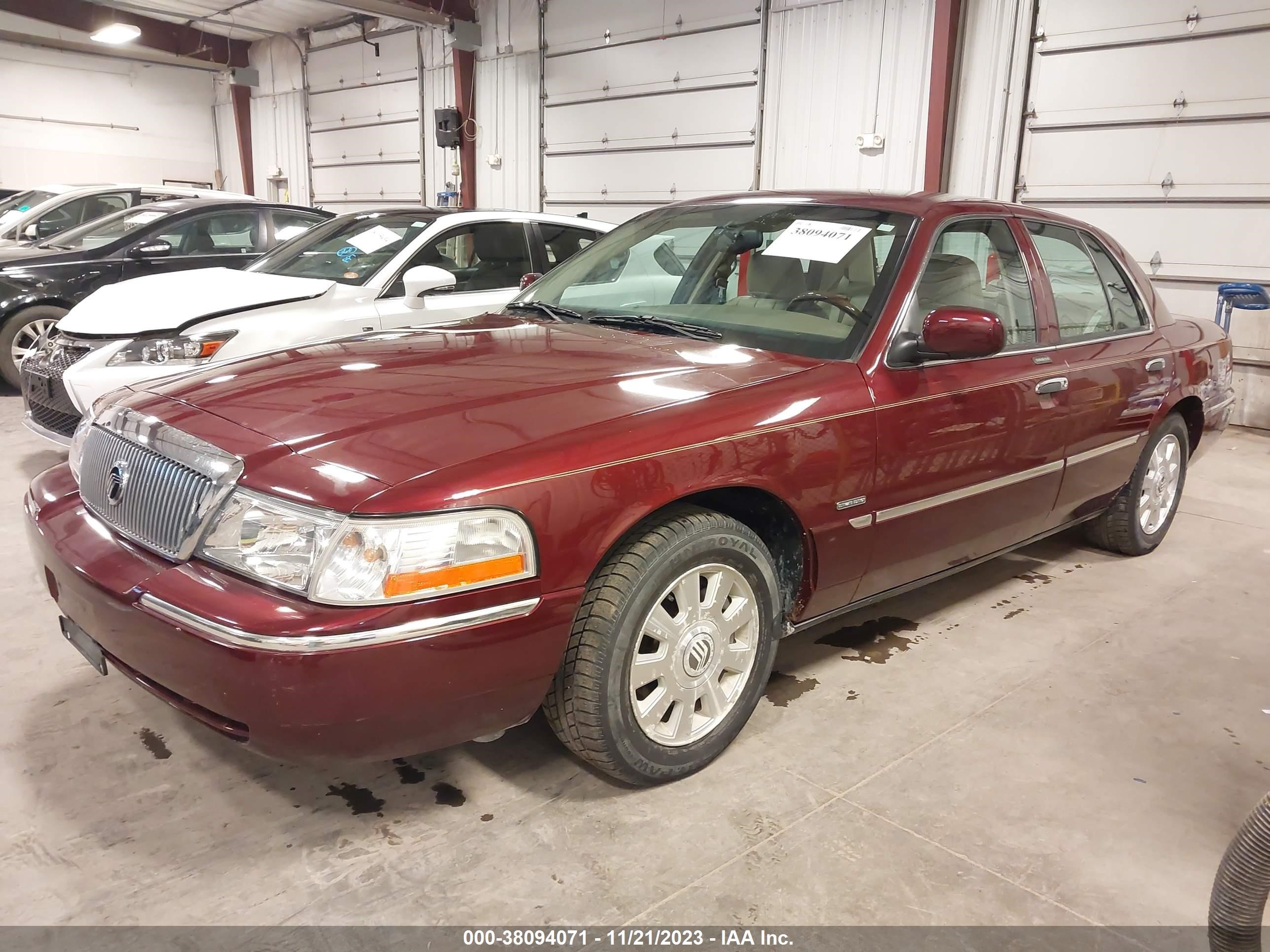 Photo 1 VIN: 2MEHM75W04X671638 - MERCURY GRAND MARQUIS 