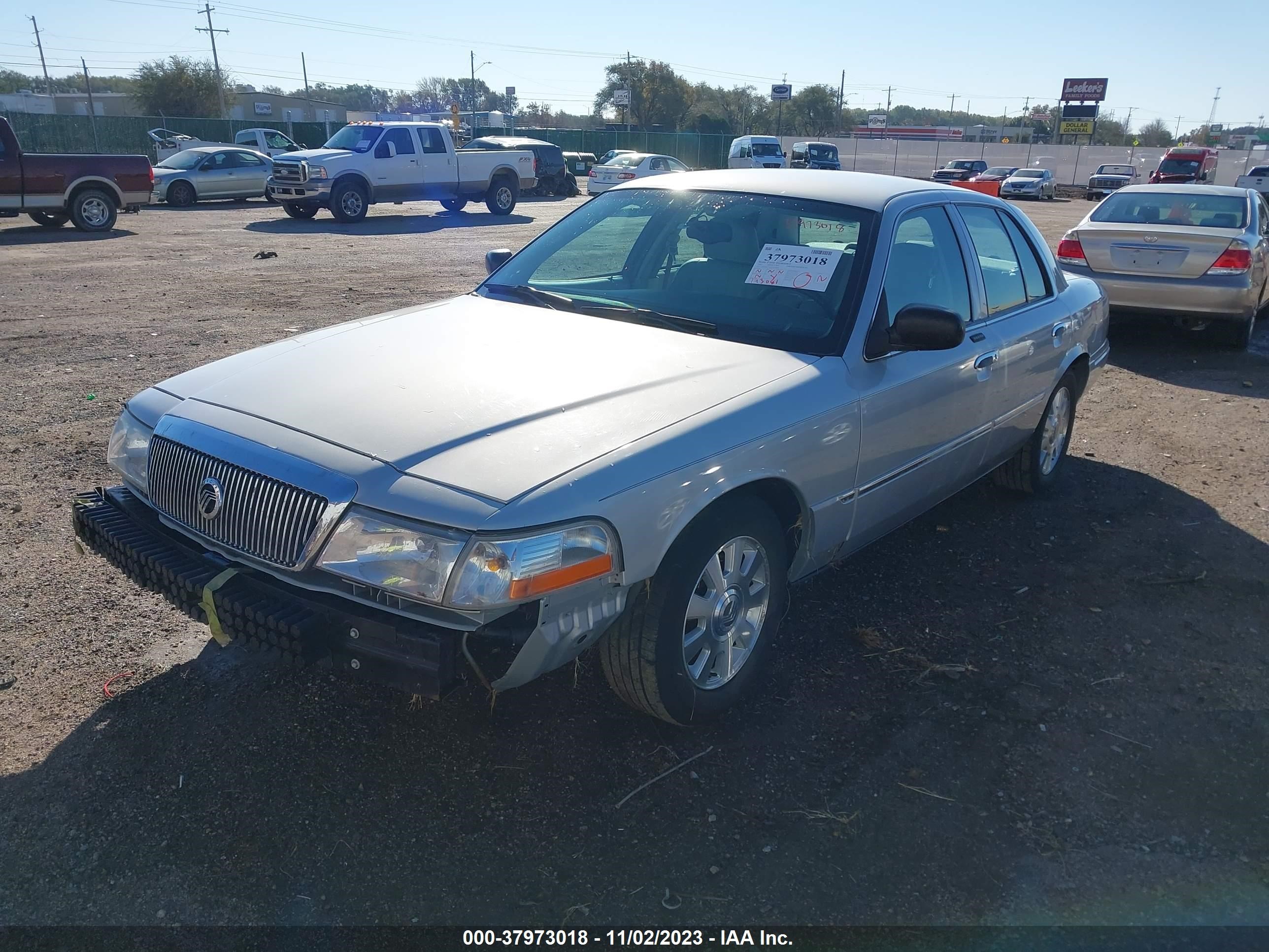 Photo 1 VIN: 2MEHM75W13X670044 - MERCURY GRAND MARQUIS 