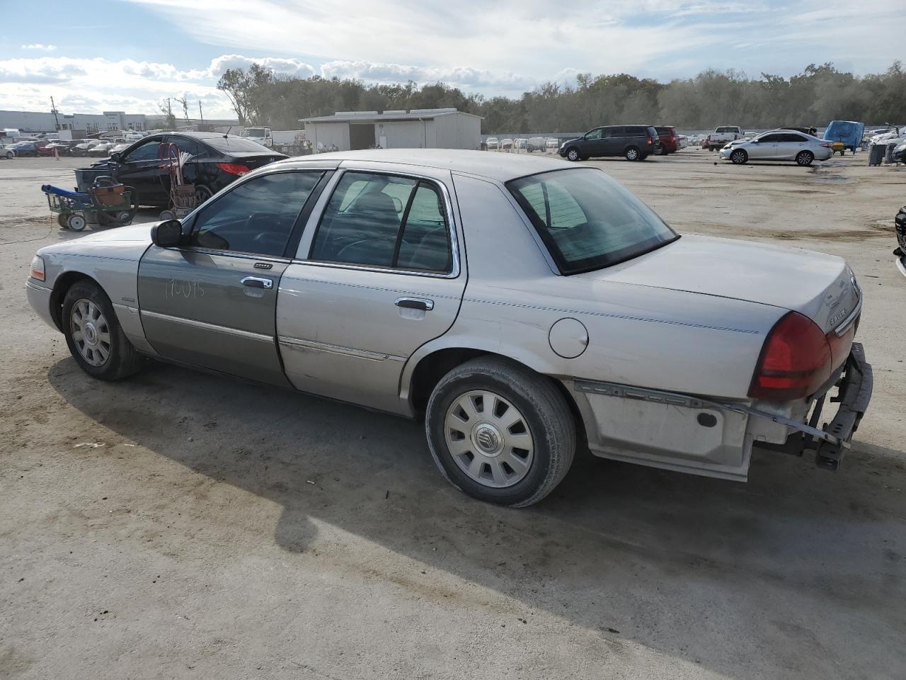 Photo 1 VIN: 2MEHM75W34X639914 - MERCURY GRAND MARQUIS 