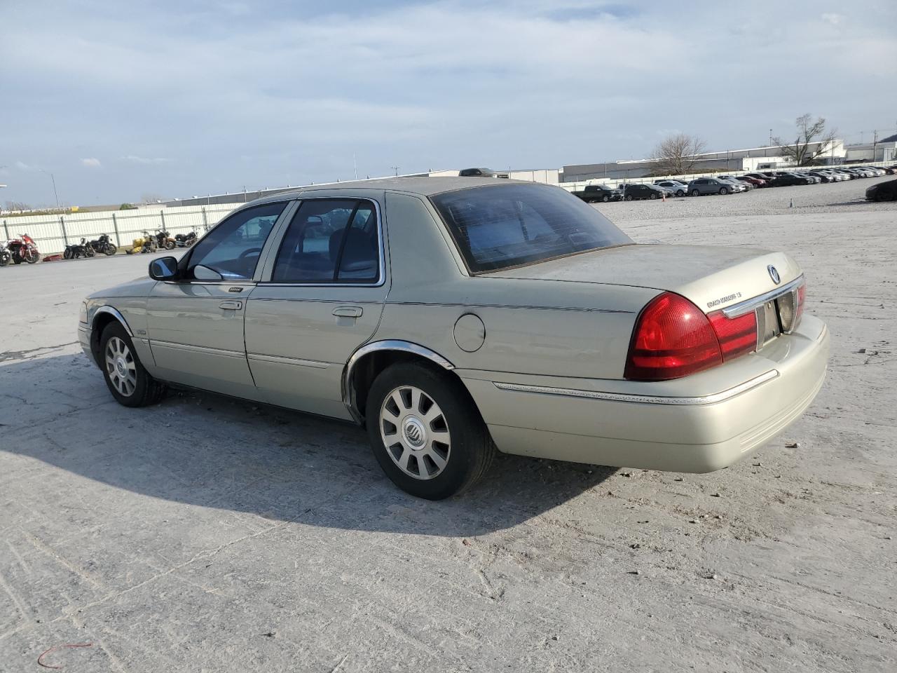 Photo 1 VIN: 2MEHM75W54X642927 - MERCURY GRAND MARQUIS 