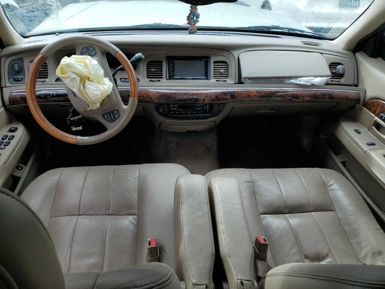 Photo 7 VIN: 2MEHM75W94X658953 - MERCURY GRAND MARQUIS 