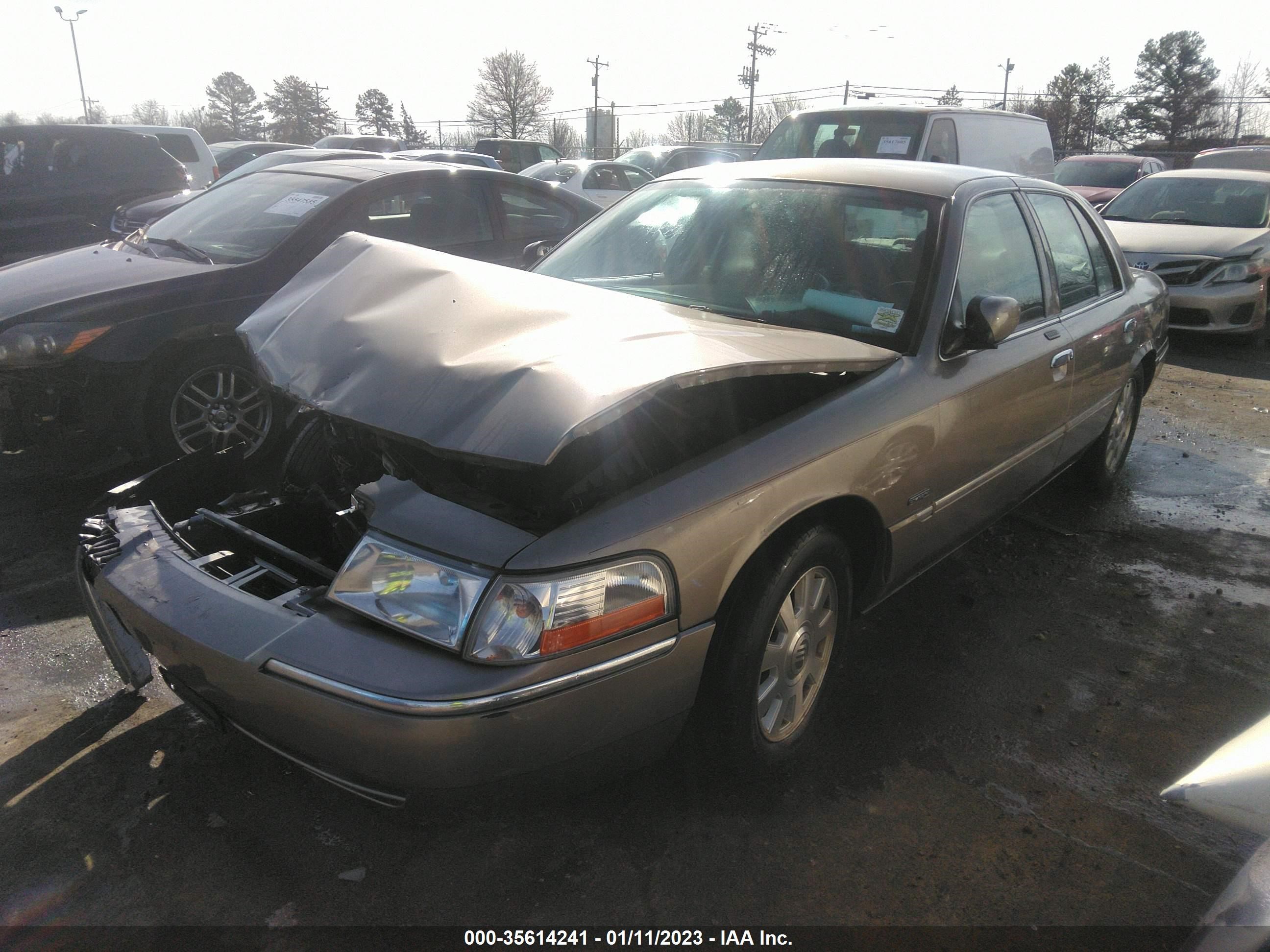 Photo 1 VIN: 2MEHM75WX3X674304 - MERCURY GRAND MARQUIS 