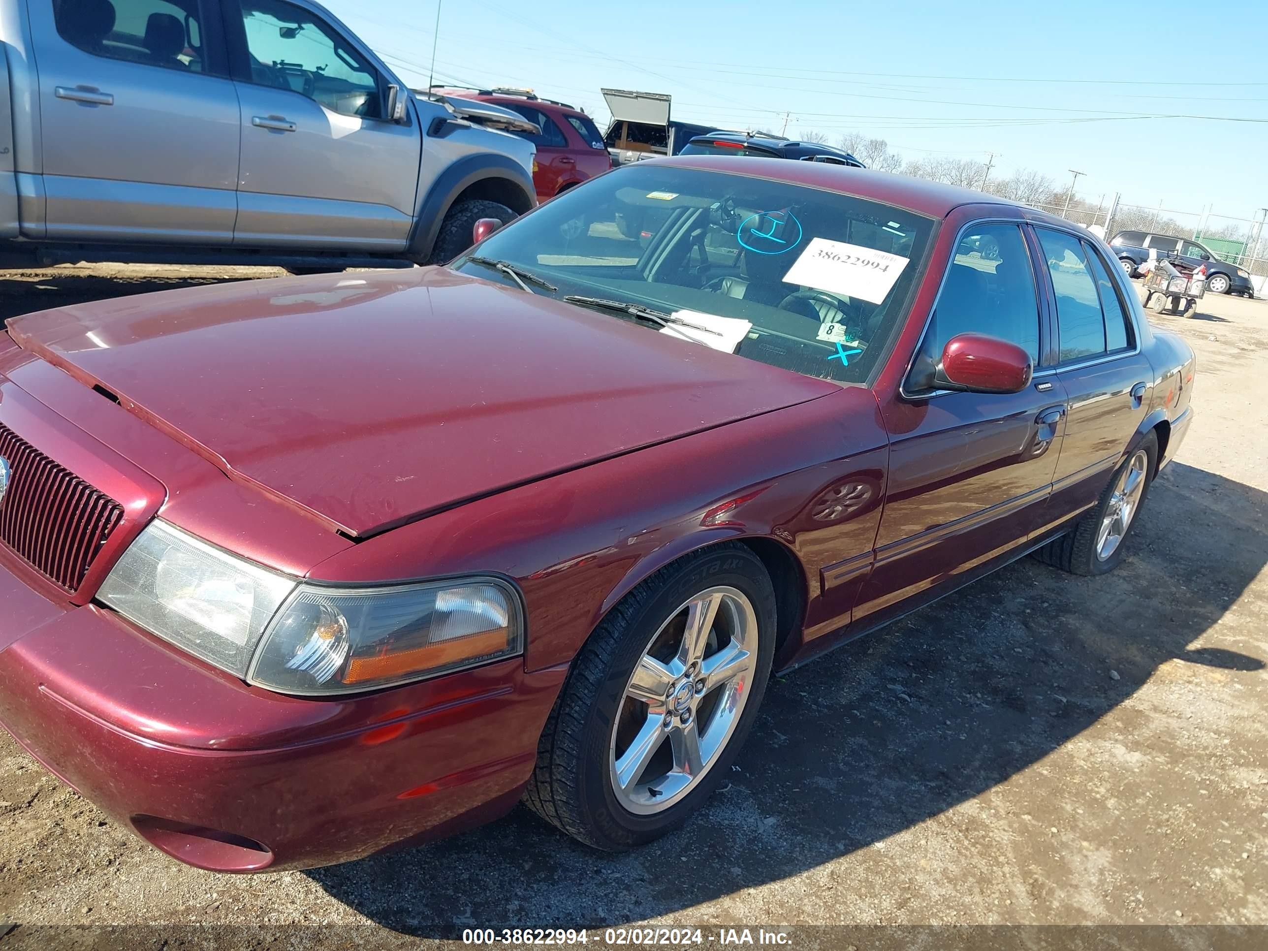 Photo 1 VIN: 2MEHM79V24X637427 - MERCURY MARAUDER 