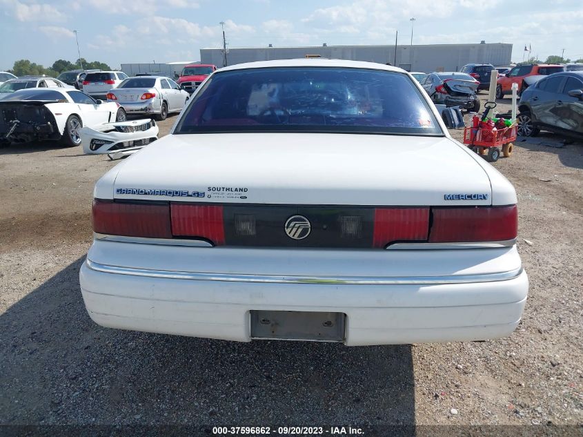 Photo 15 VIN: 2MELM74W0RX649092 - MERCURY GRAND MARQUIS 