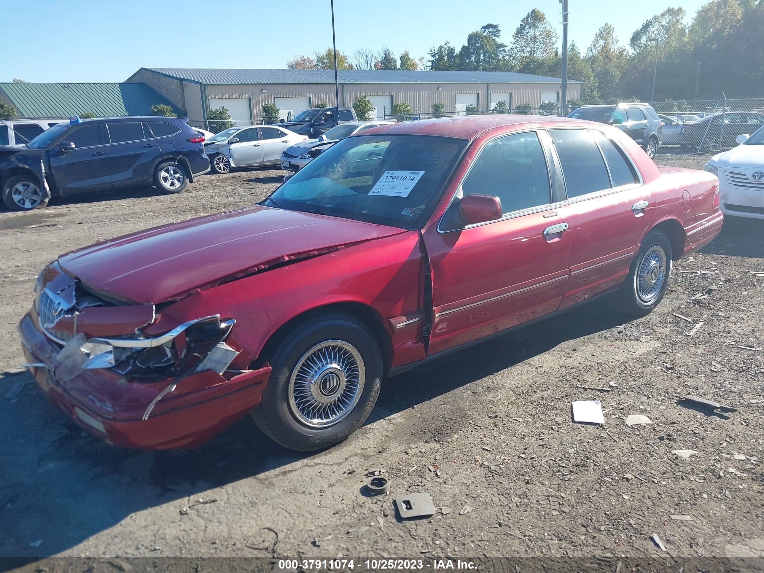 Photo 1 VIN: 2MELM74W0VX707101 - MERCURY GRAND MARQUIS 