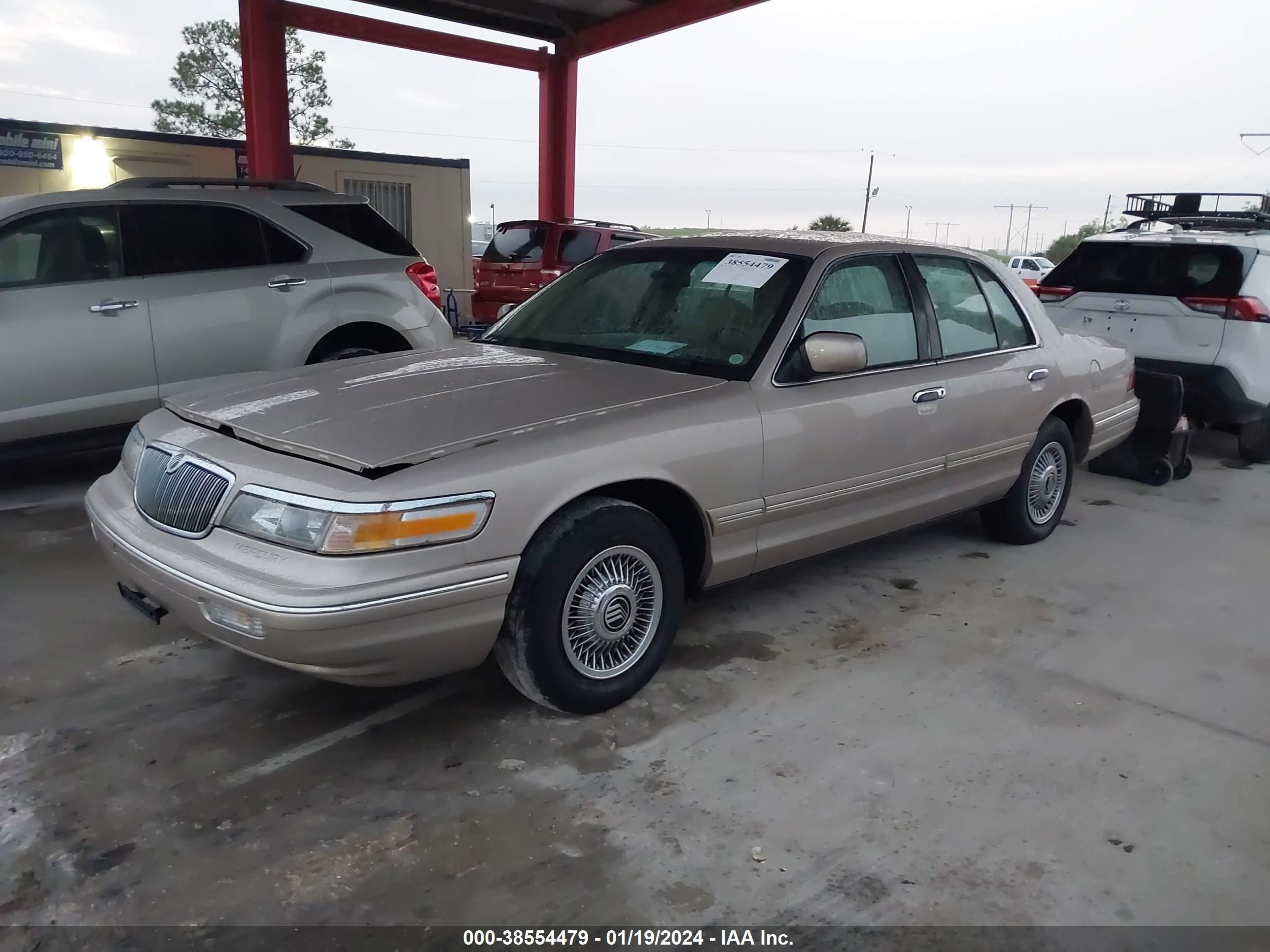 Photo 1 VIN: 2MELM74W2VX737958 - MERCURY GRAND MARQUIS 