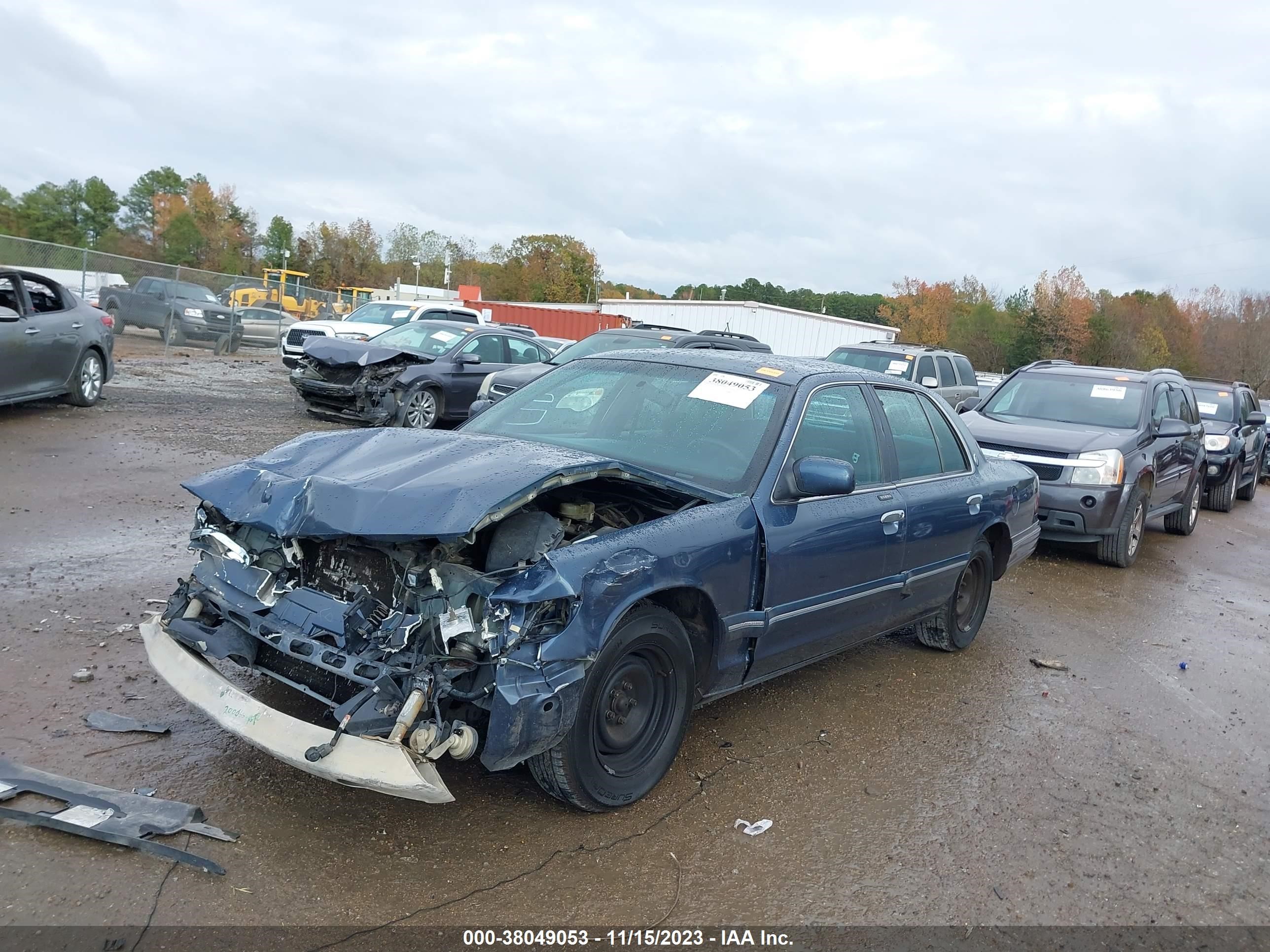 Photo 1 VIN: 2MELM74W5TX672326 - MERCURY GRAND MARQUIS 