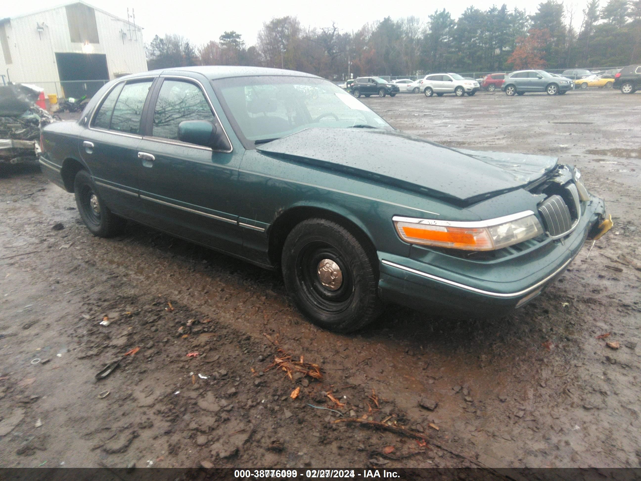 Photo 0 VIN: 2MELM74WXSX620785 - MERCURY GRAND MARQUIS 