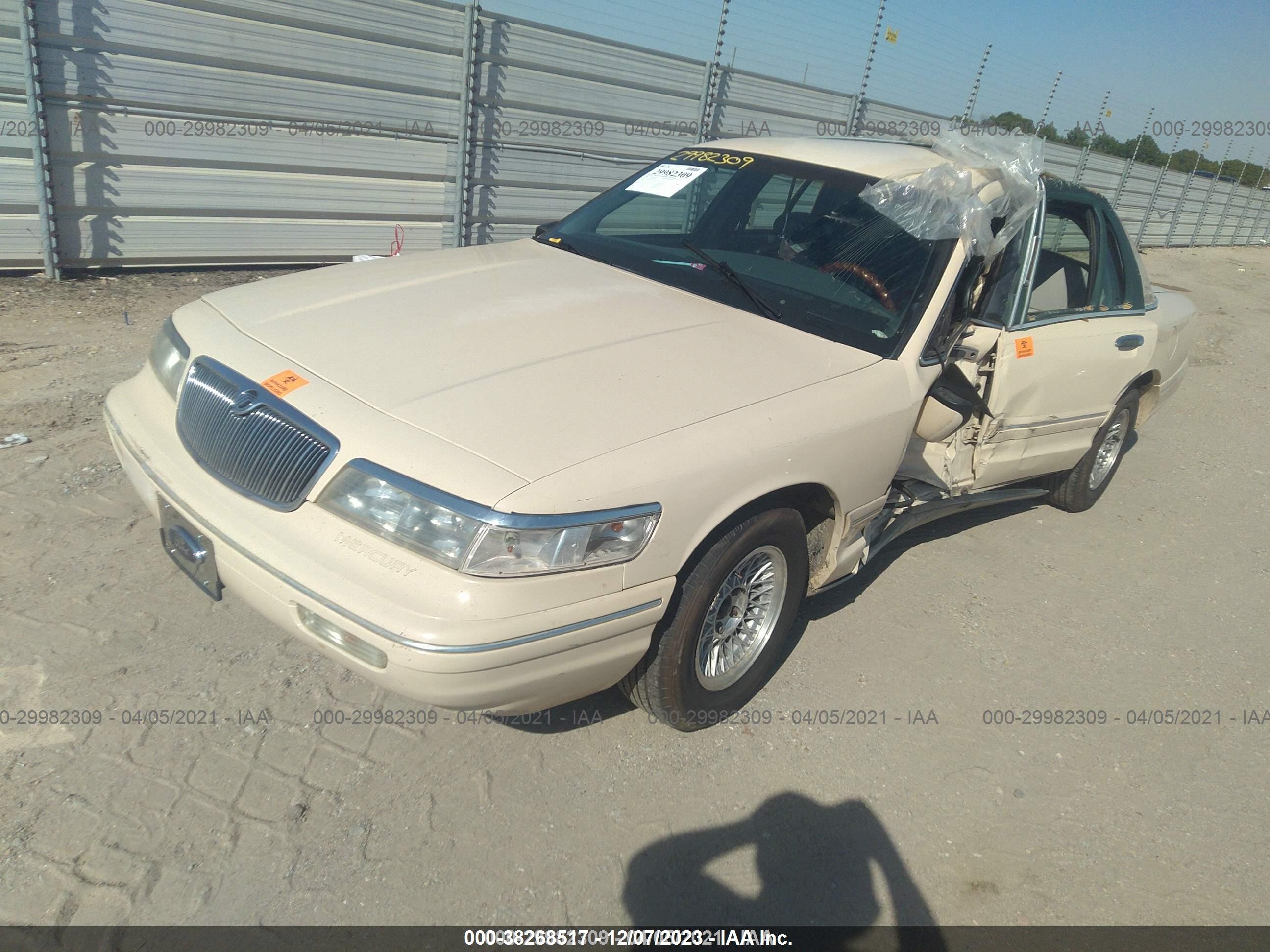 Photo 2 VIN: 2MELM7565TX606860 - MERCURY GRAND MARQUIS 