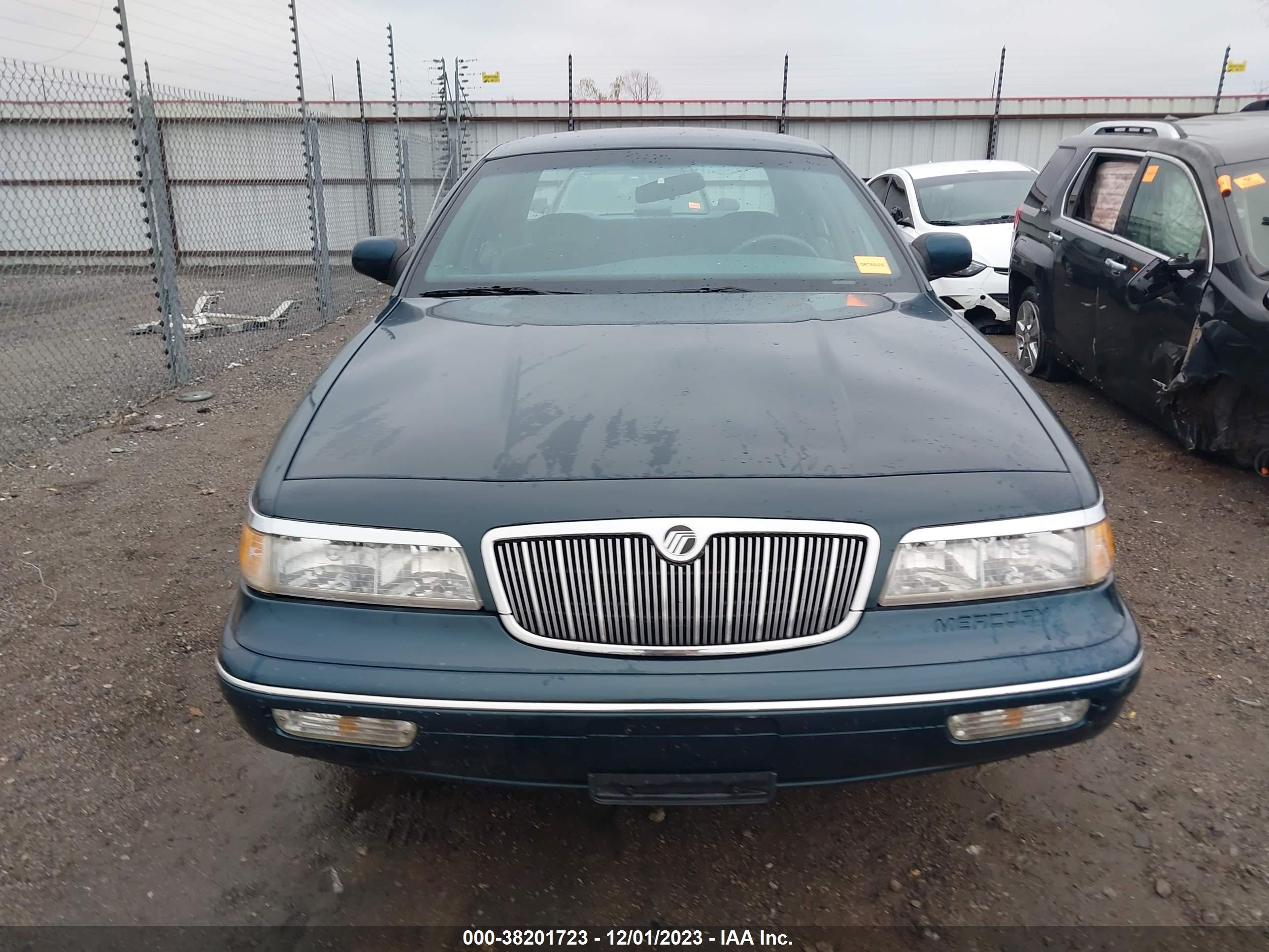 Photo 11 VIN: 2MELM75W0VX658383 - MERCURY GRAND MARQUIS 