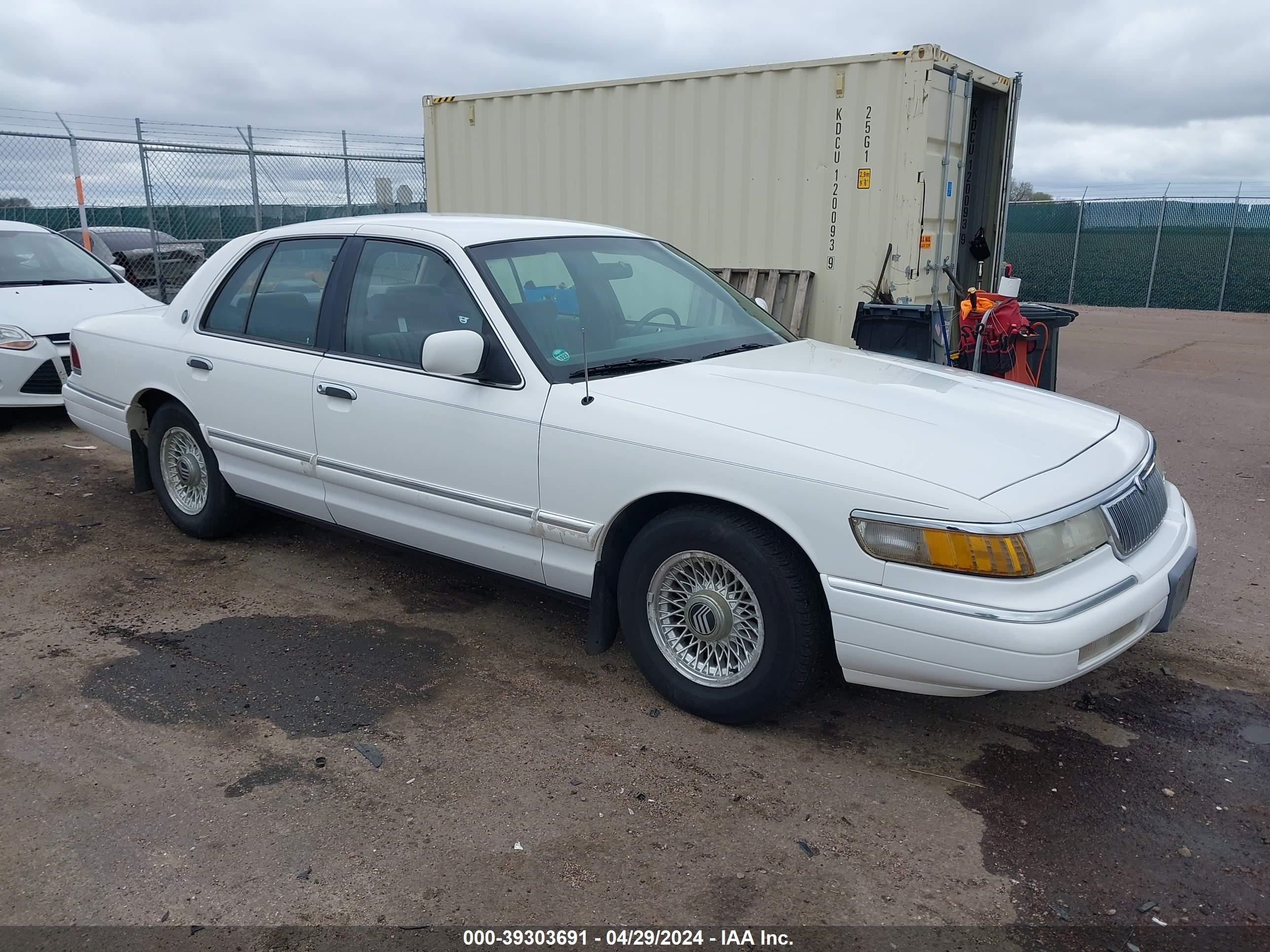 Photo 0 VIN: 2MELM75W1RX635622 - MERCURY GRAND MARQUIS 