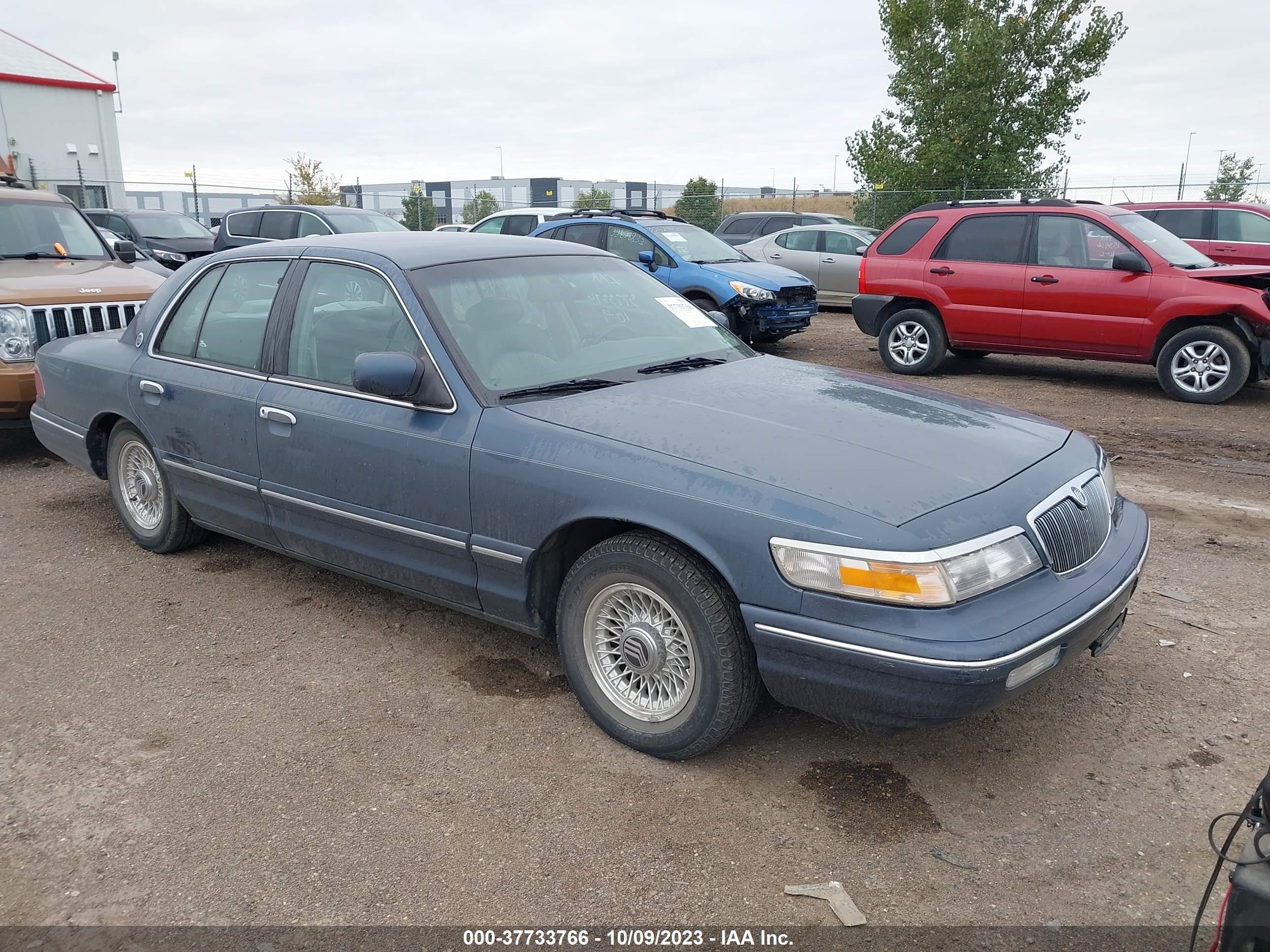 Photo 0 VIN: 2MELM75W1TX689560 - MERCURY GRAND MARQUIS 