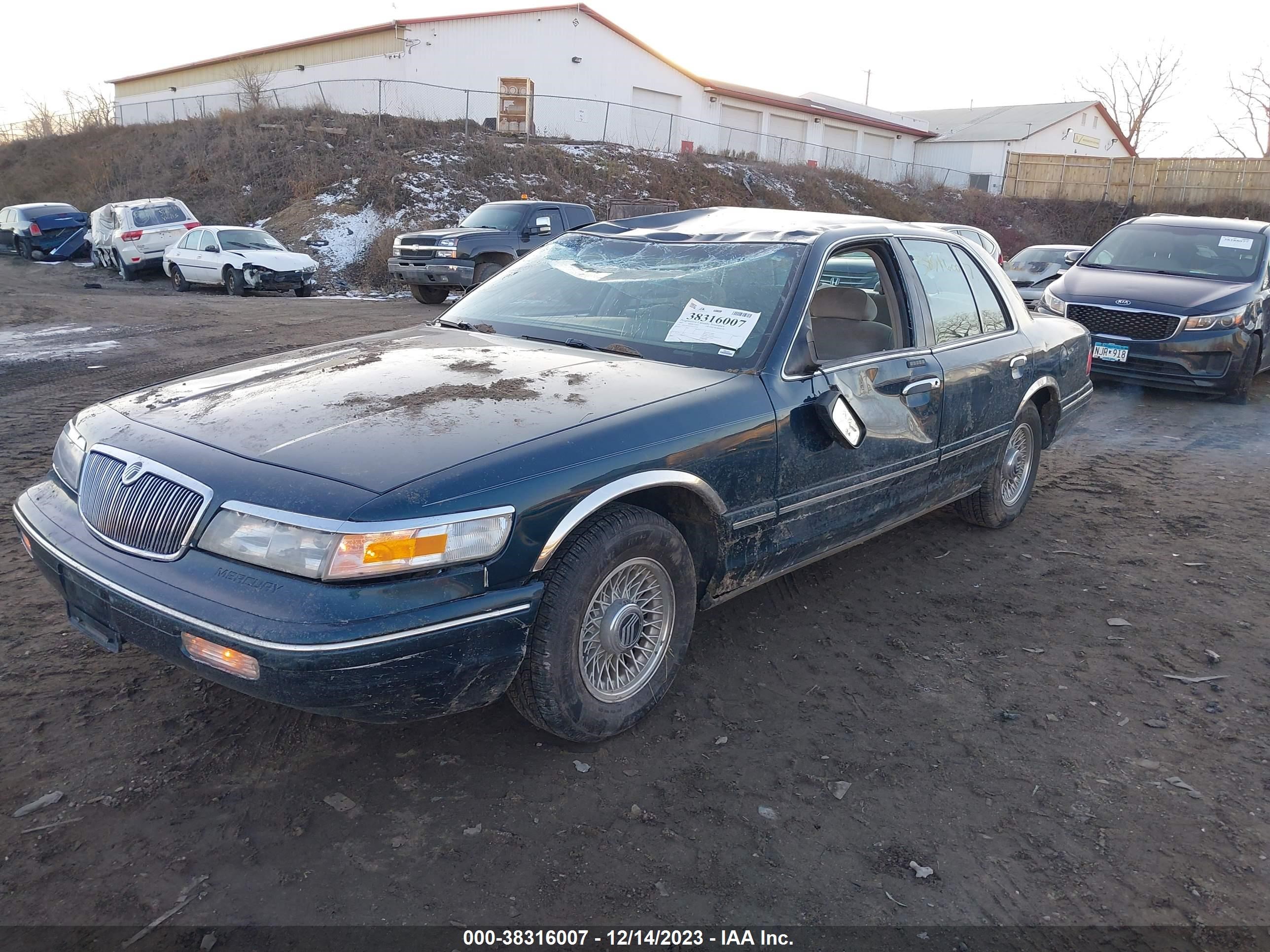 Photo 1 VIN: 2MELM75W2VX717238 - MERCURY GRAND MARQUIS 