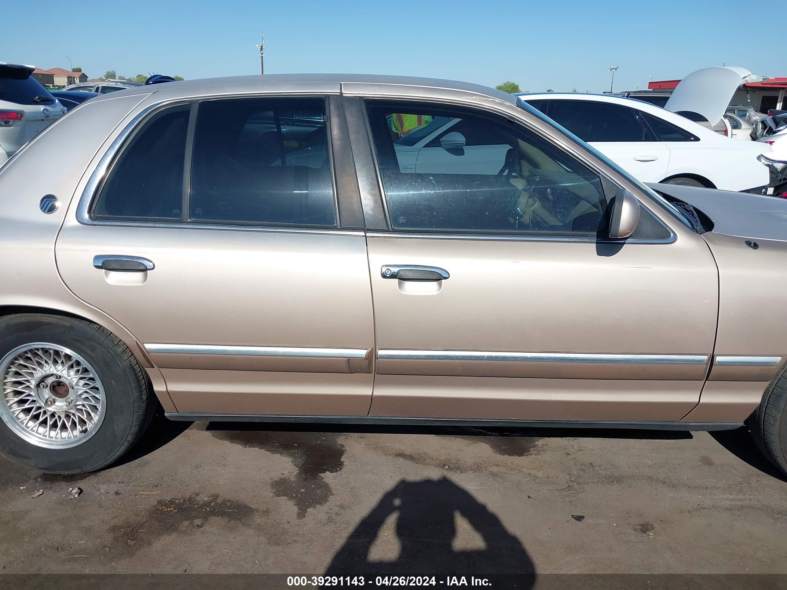 Photo 12 VIN: 2MELM75W4PX654825 - MERCURY GRAND MARQUIS 