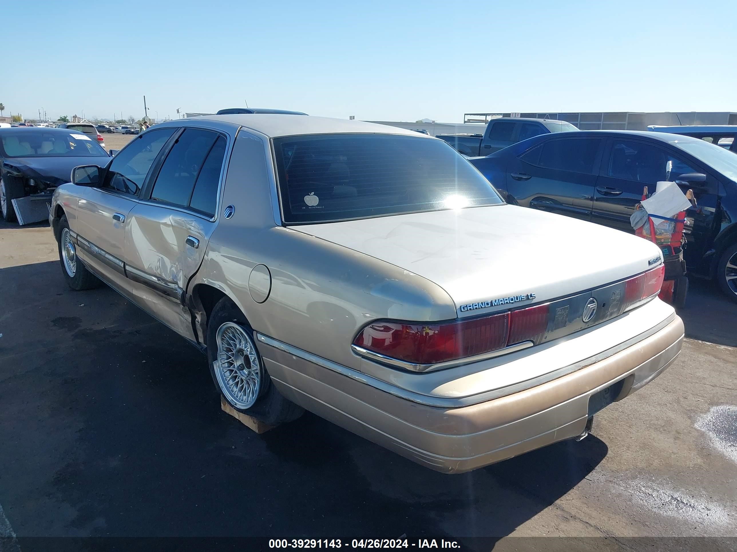 Photo 2 VIN: 2MELM75W4PX654825 - MERCURY GRAND MARQUIS 