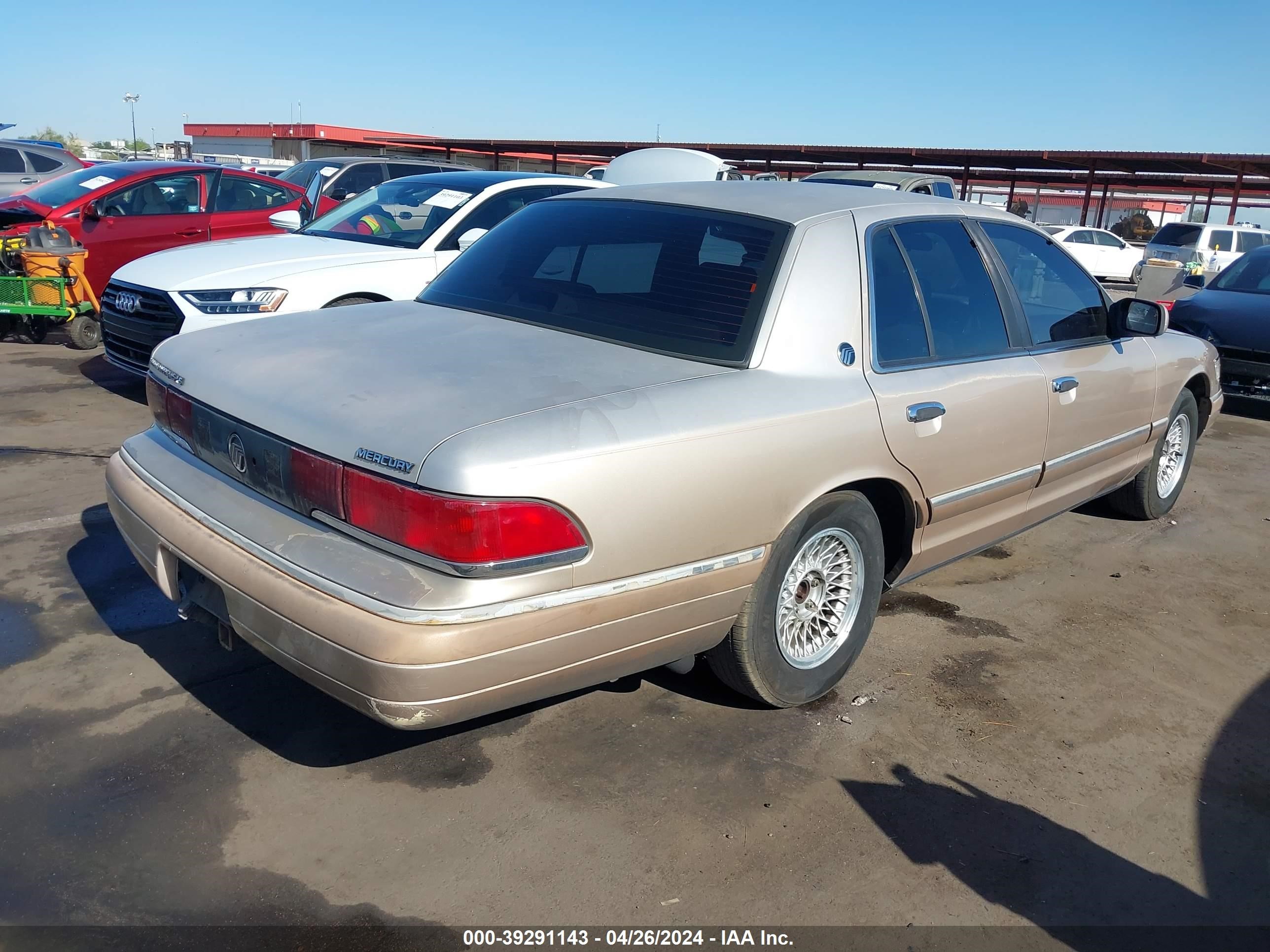 Photo 3 VIN: 2MELM75W4PX654825 - MERCURY GRAND MARQUIS 