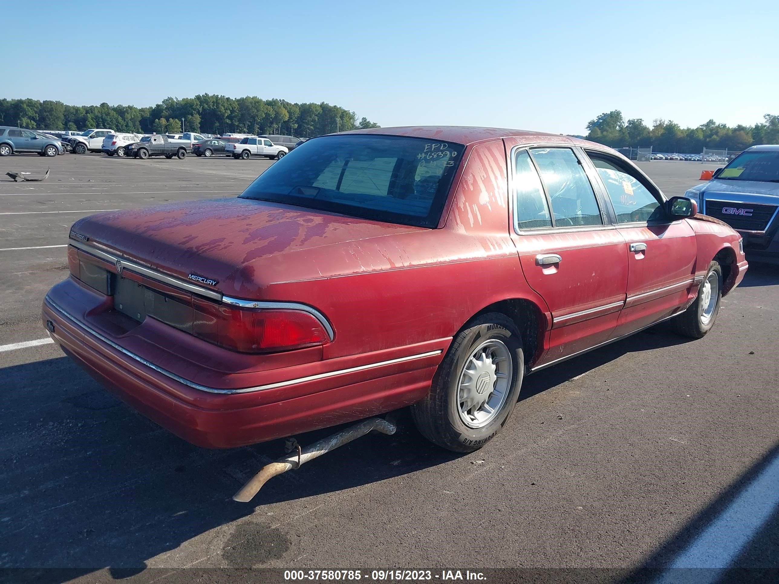 Photo 3 VIN: 2MELM75W8VX723111 - MERCURY GRAND MARQUIS 