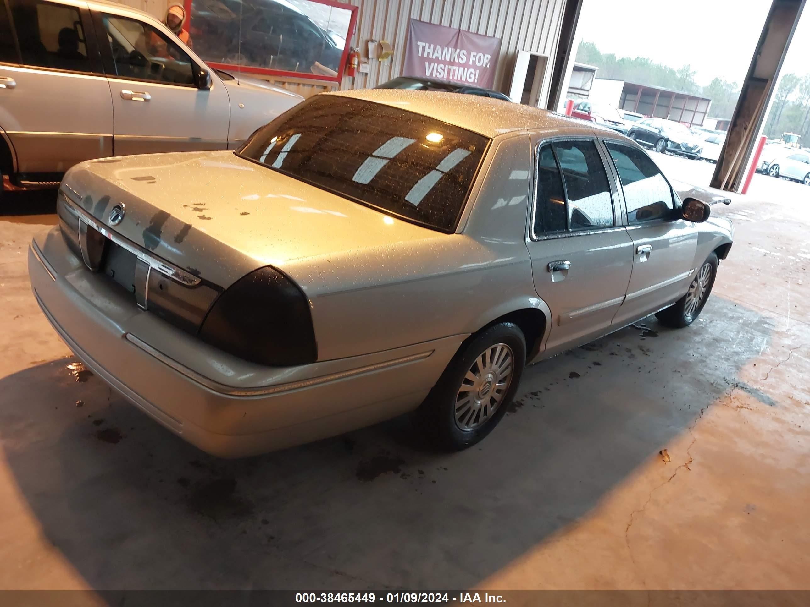 Photo 3 VIN: 2MHFM75V06X637770 - MERCURY GRAND MARQUIS 