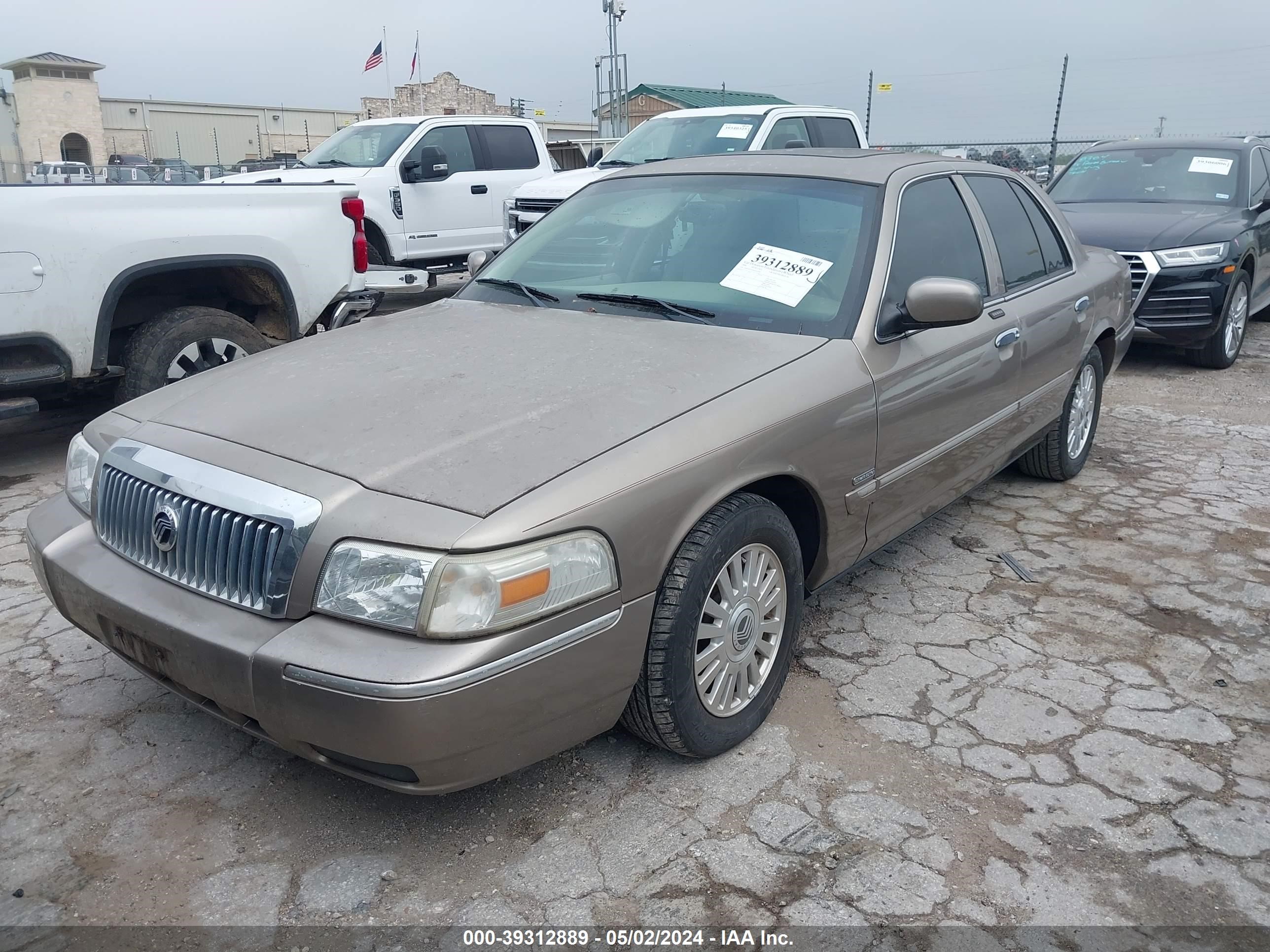 Photo 1 VIN: 2MHFM75V46X623340 - MERCURY GRAND MARQUIS 