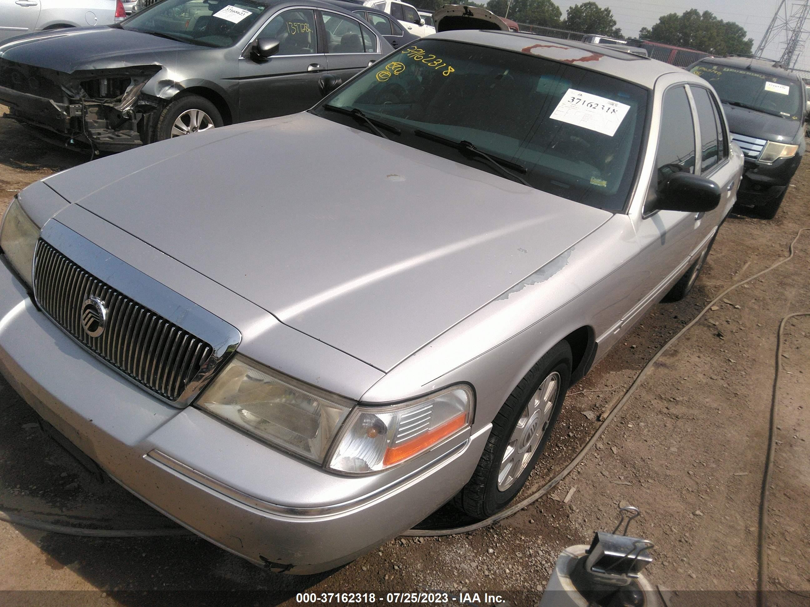 Photo 1 VIN: 2MHFM75W94X695933 - MERCURY GRAND MARQUIS 