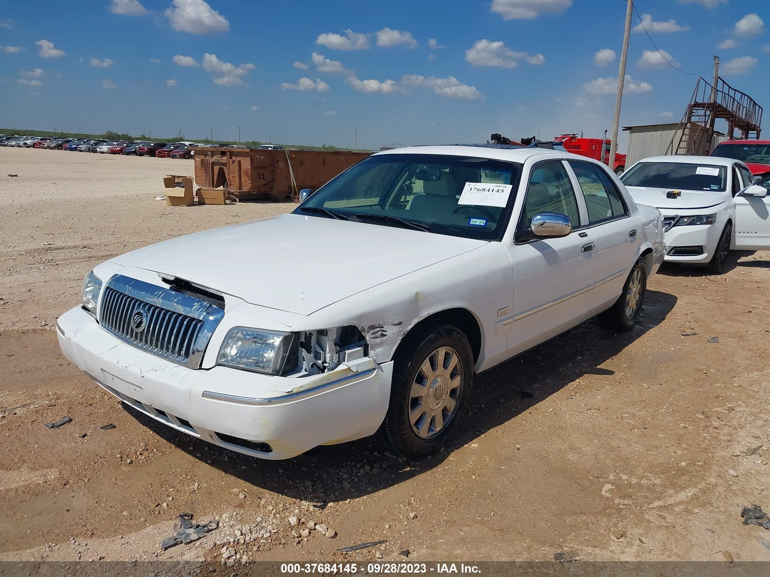 Photo 1 VIN: 2MHHM75V17X620695 - MERCURY GRAND MARQUIS 