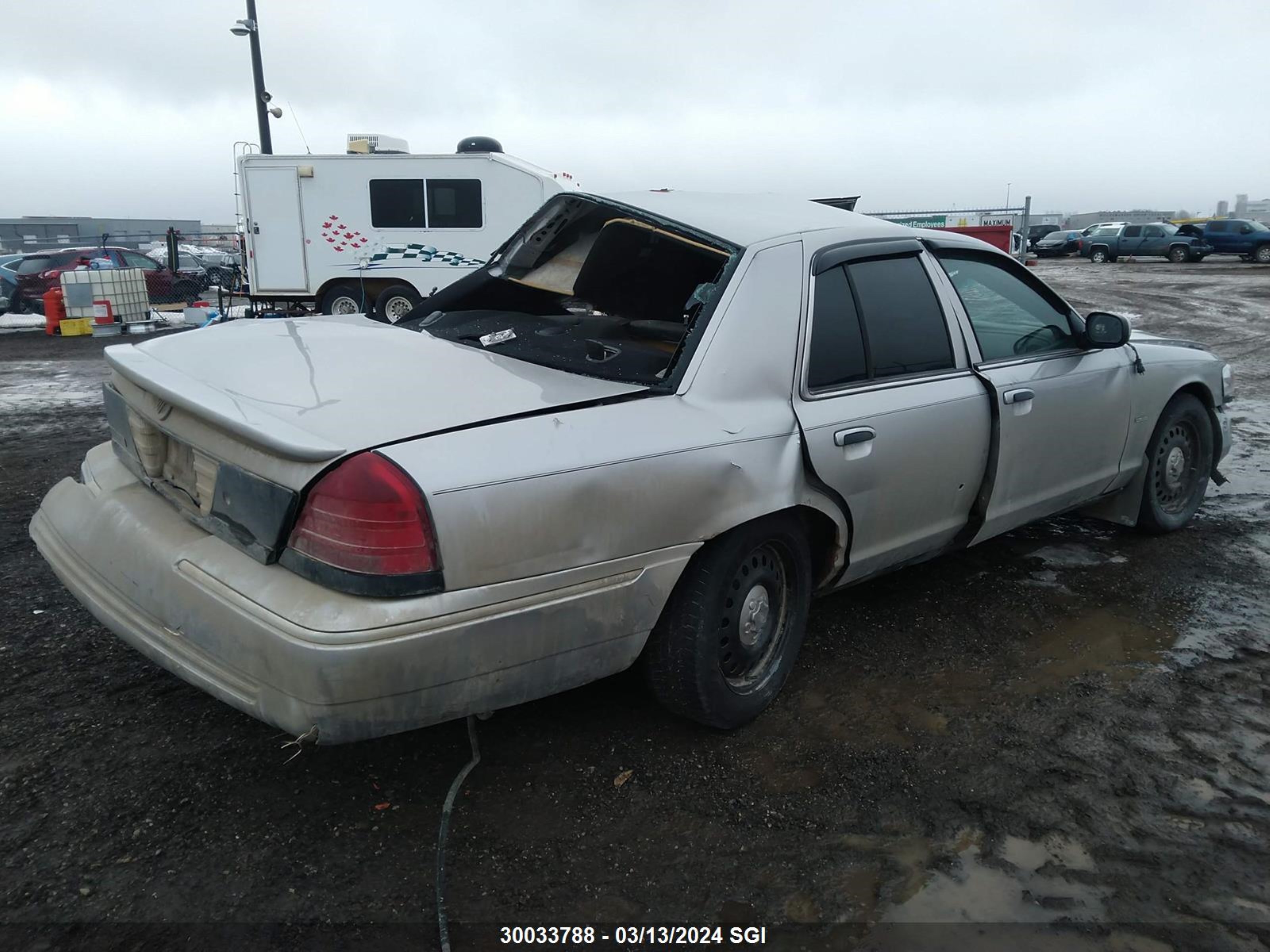 Photo 3 VIN: 2MHHM75V88X654747 - MERCURY GRAND MARQUIS 