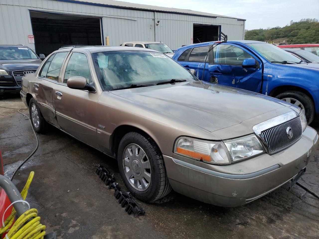 Photo 3 VIN: 2MHHM75W05X668517 - MERCURY GRAND MARQUIS 