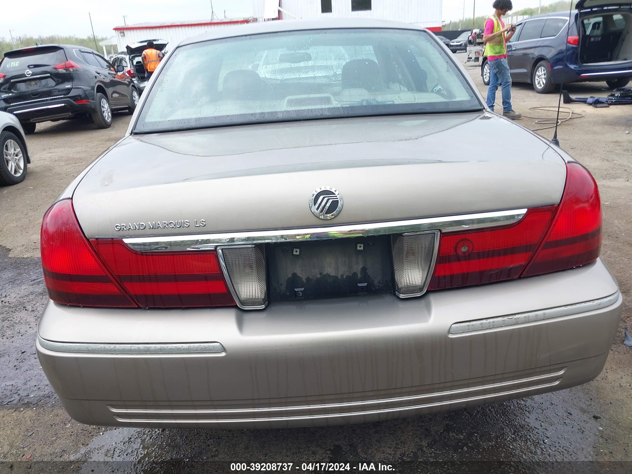 Photo 16 VIN: 2MHHM75WX5X618692 - MERCURY GRAND MARQUIS 