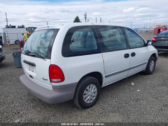 Photo 3 VIN: 2P4FP25BXWR771670 - PLYMOUTH VOYAGER 