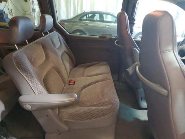 Photo 10 VIN: 2P4GP2530YR591601 - PLYMOUTH VOYAGER 