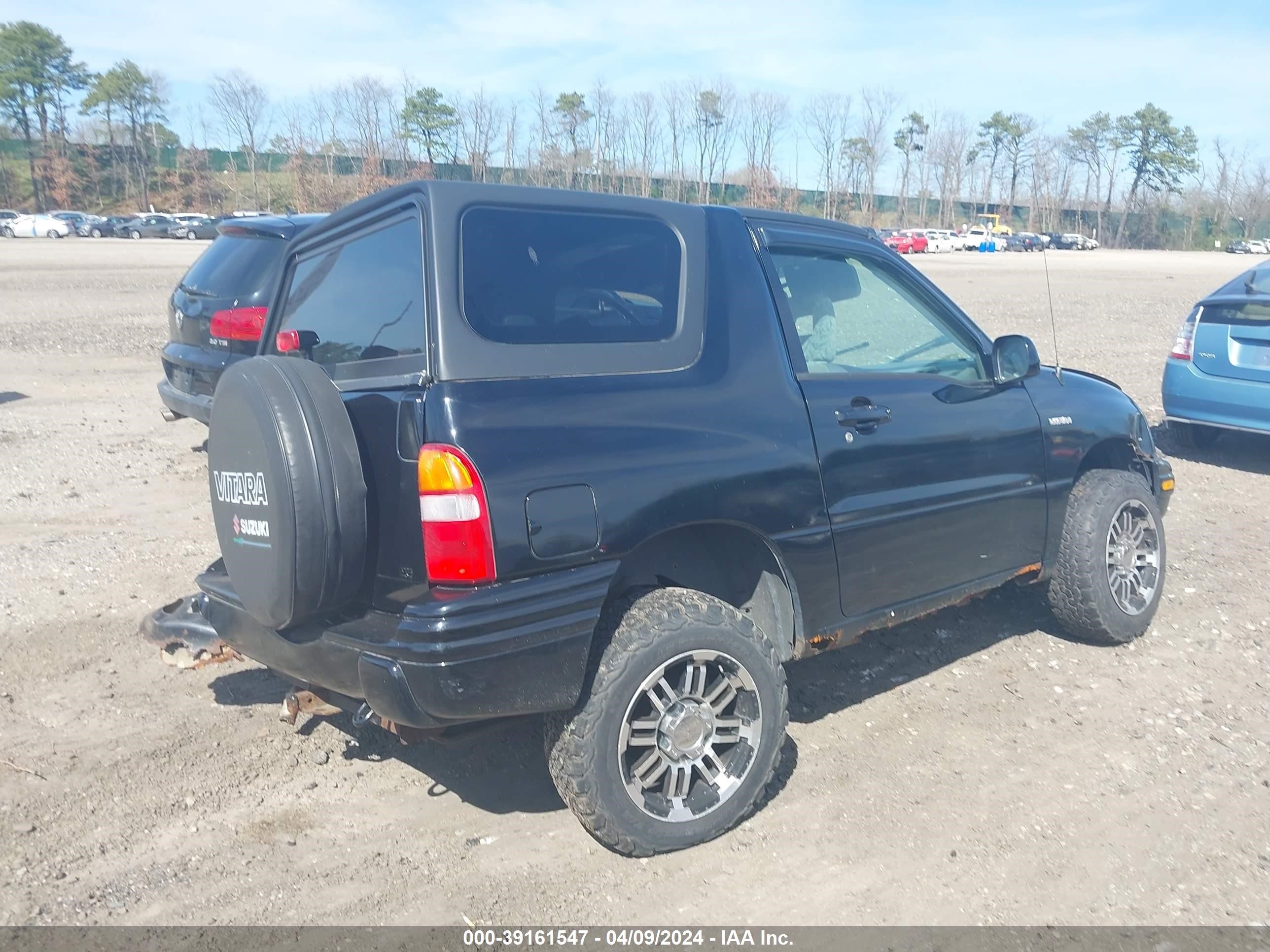 Photo 3 VIN: 2S3TA52C236101990 - SUZUKI VITARA 