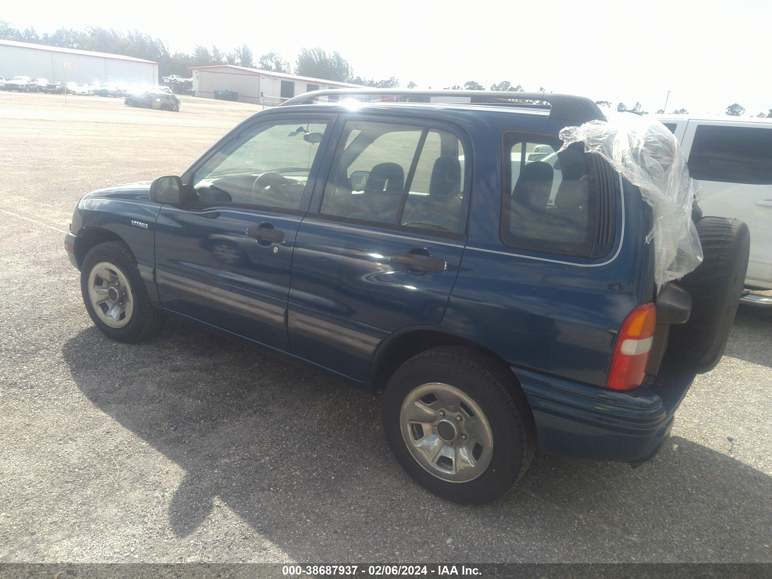 Photo 2 VIN: 2S3TE52V326111397 - SUZUKI VITARA 