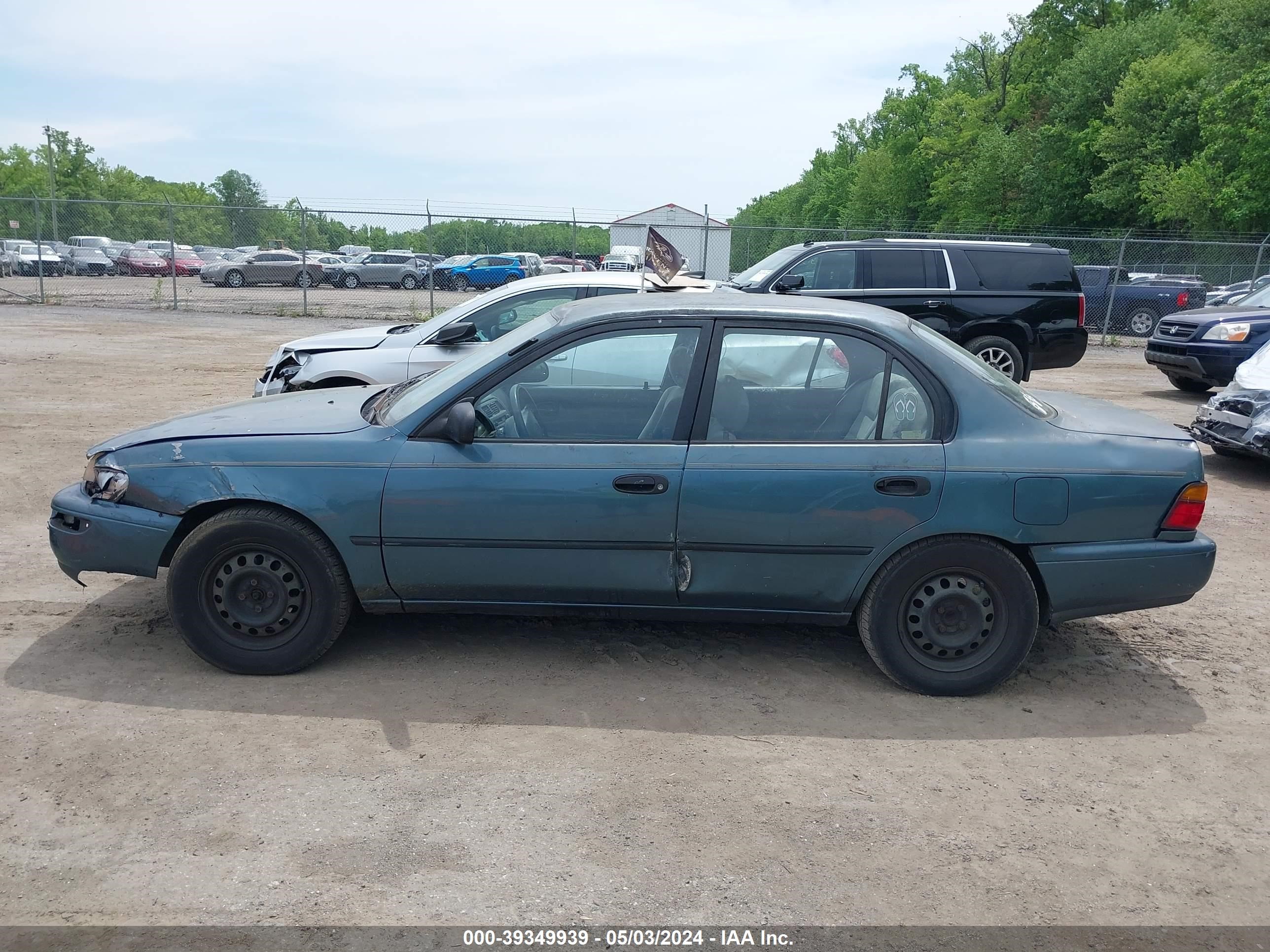 Photo 13 VIN: 2T1AE09B2SC131563 - TOYOTA COROLLA 