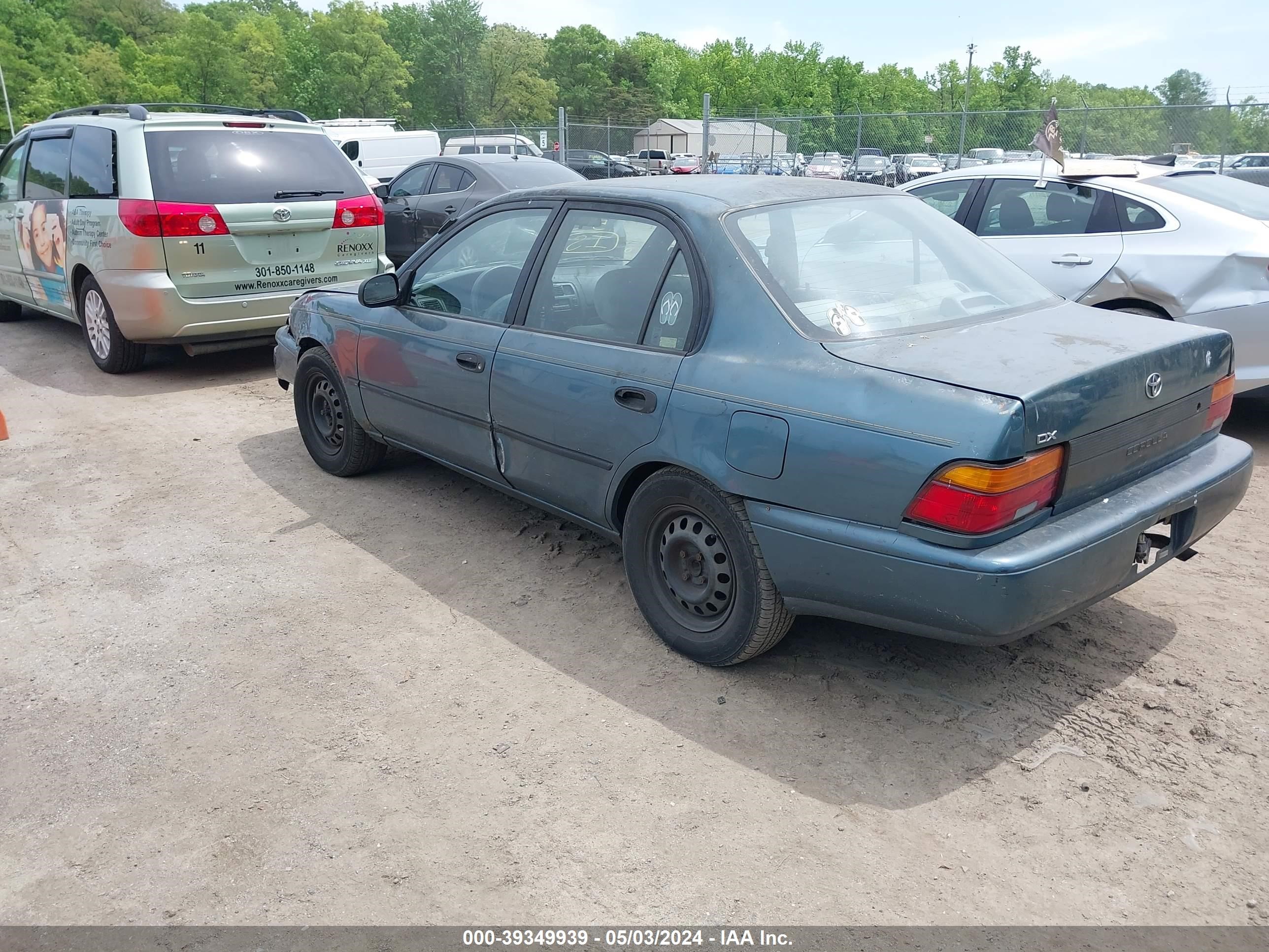 Photo 2 VIN: 2T1AE09B2SC131563 - TOYOTA COROLLA 