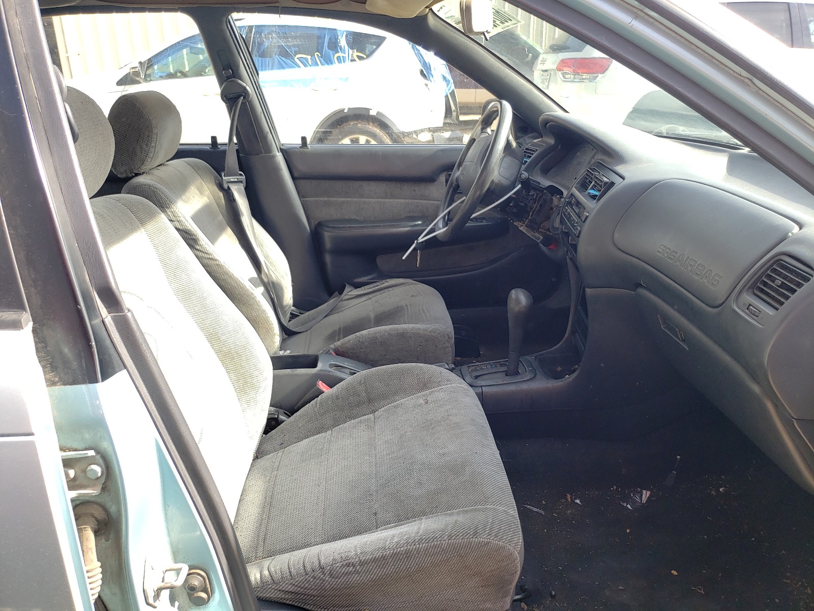 Photo 4 VIN: 2T1AE09B3SC102489 - TOYOTA COROLLA LE 