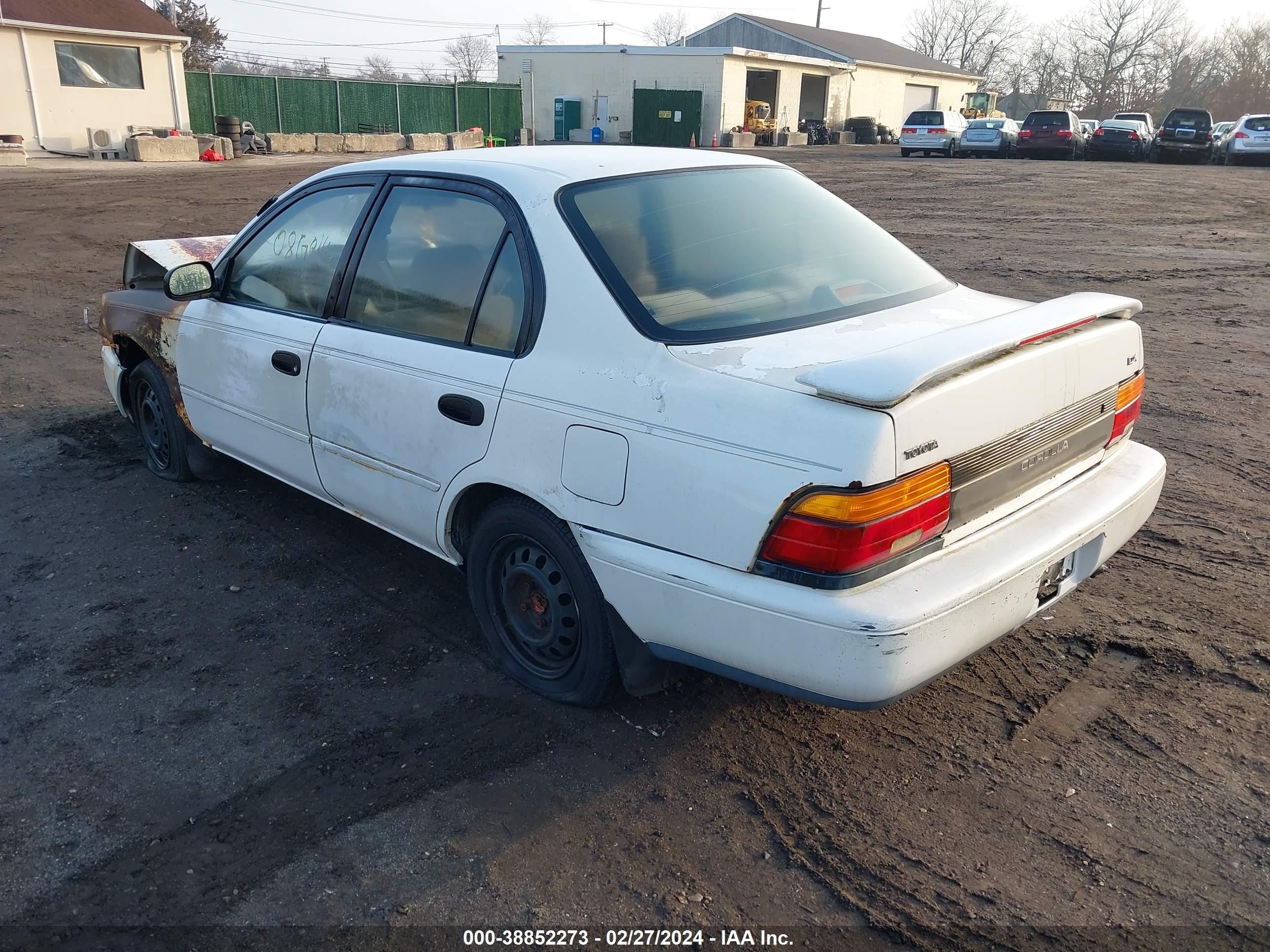 Photo 2 VIN: 2T1AE09E1PC031732 - TOYOTA COROLLA 