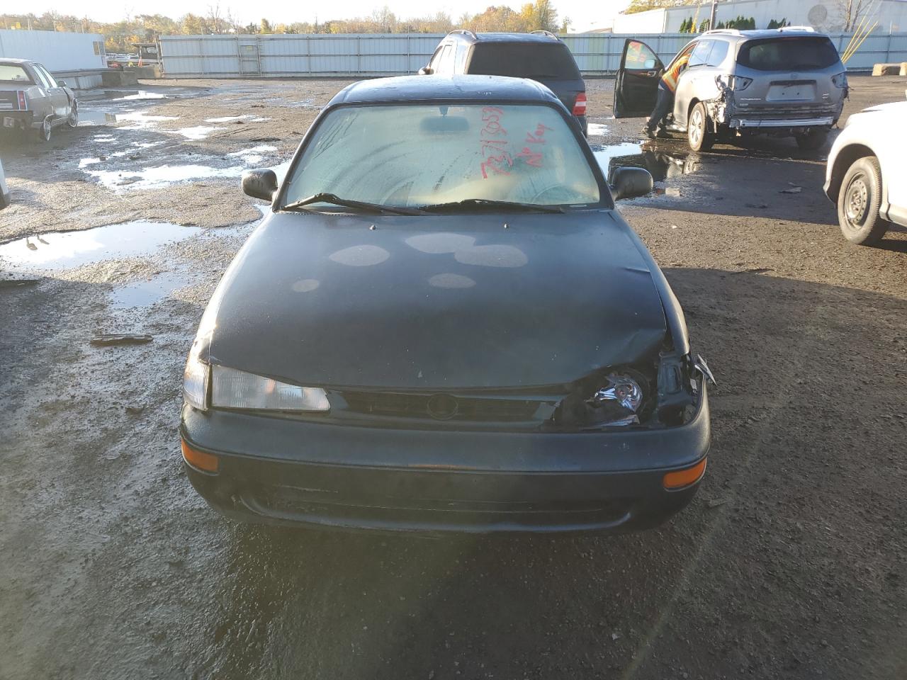 Photo 4 VIN: 2T1BA02E1VC176051 - TOYOTA COROLLA 