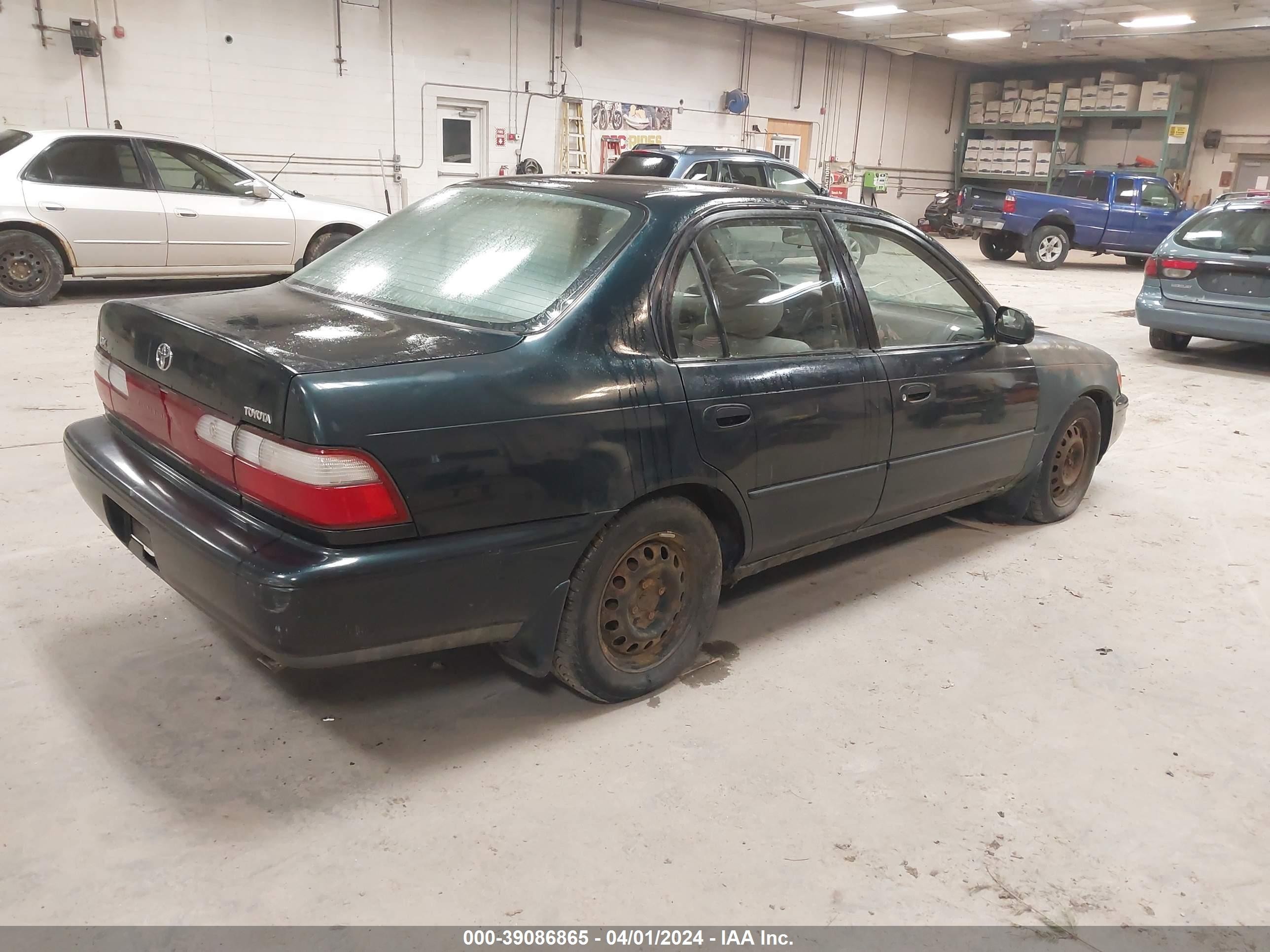 Photo 3 VIN: 2T1BB02E8TC166580 - TOYOTA COROLLA 