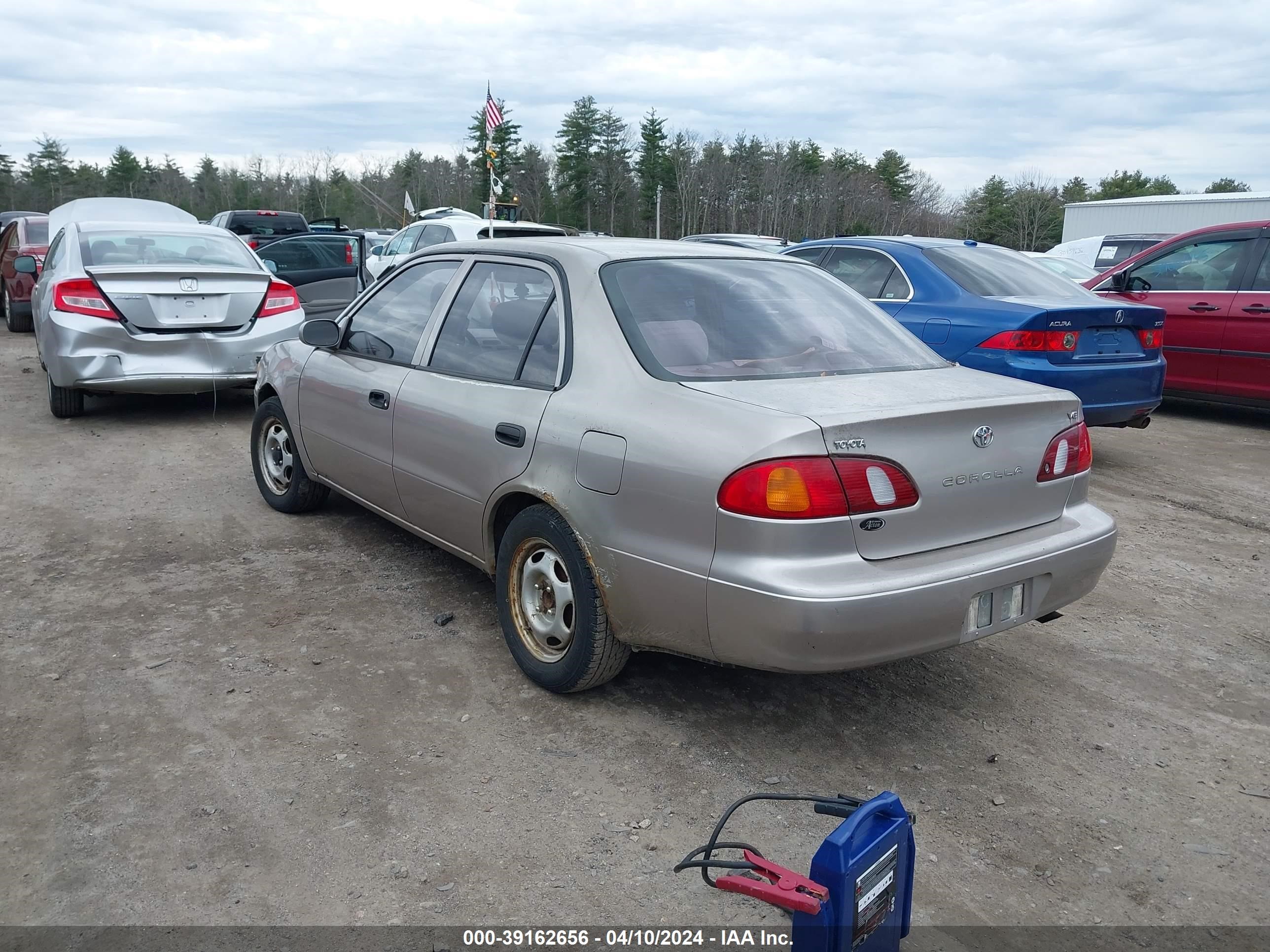 Photo 2 VIN: 2T1BR12E4XC241279 - TOYOTA COROLLA 