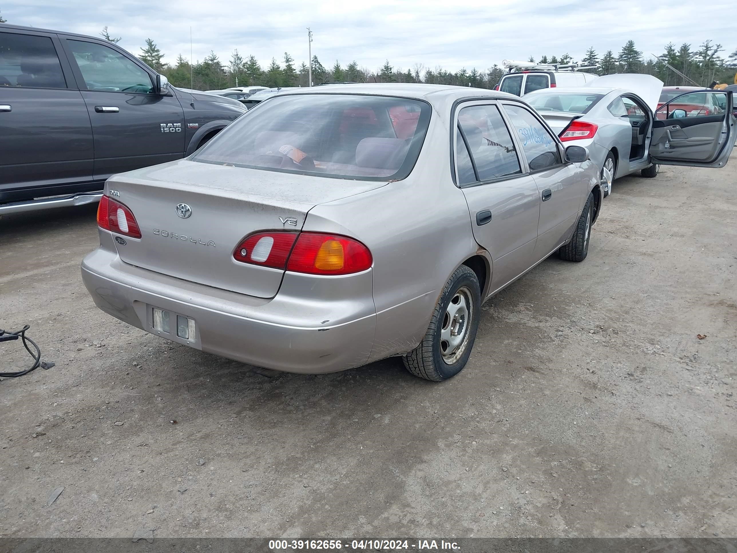 Photo 3 VIN: 2T1BR12E4XC241279 - TOYOTA COROLLA 