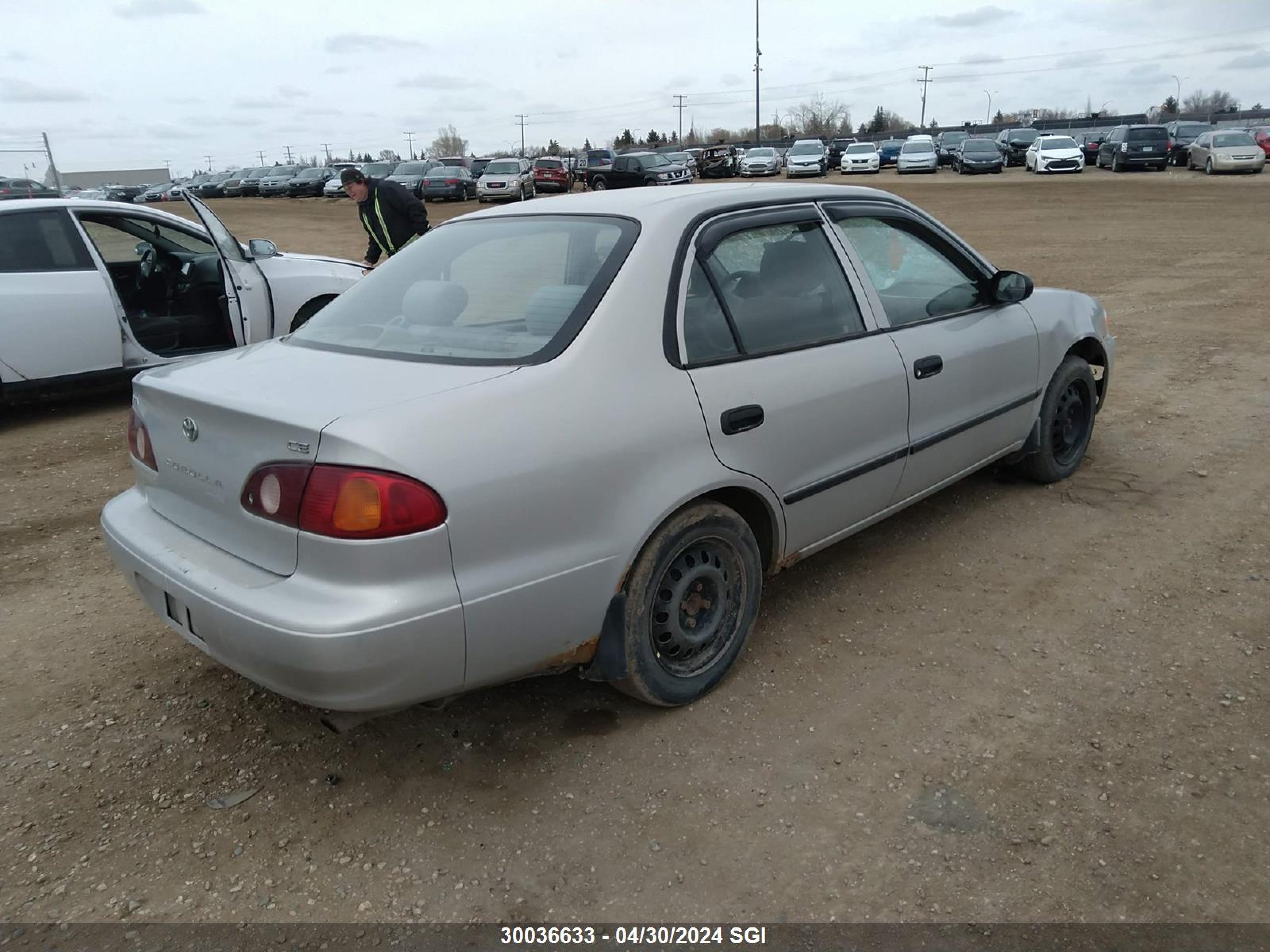 Photo 3 VIN: 2T1BR12E52C858201 - TOYOTA COROLLA 