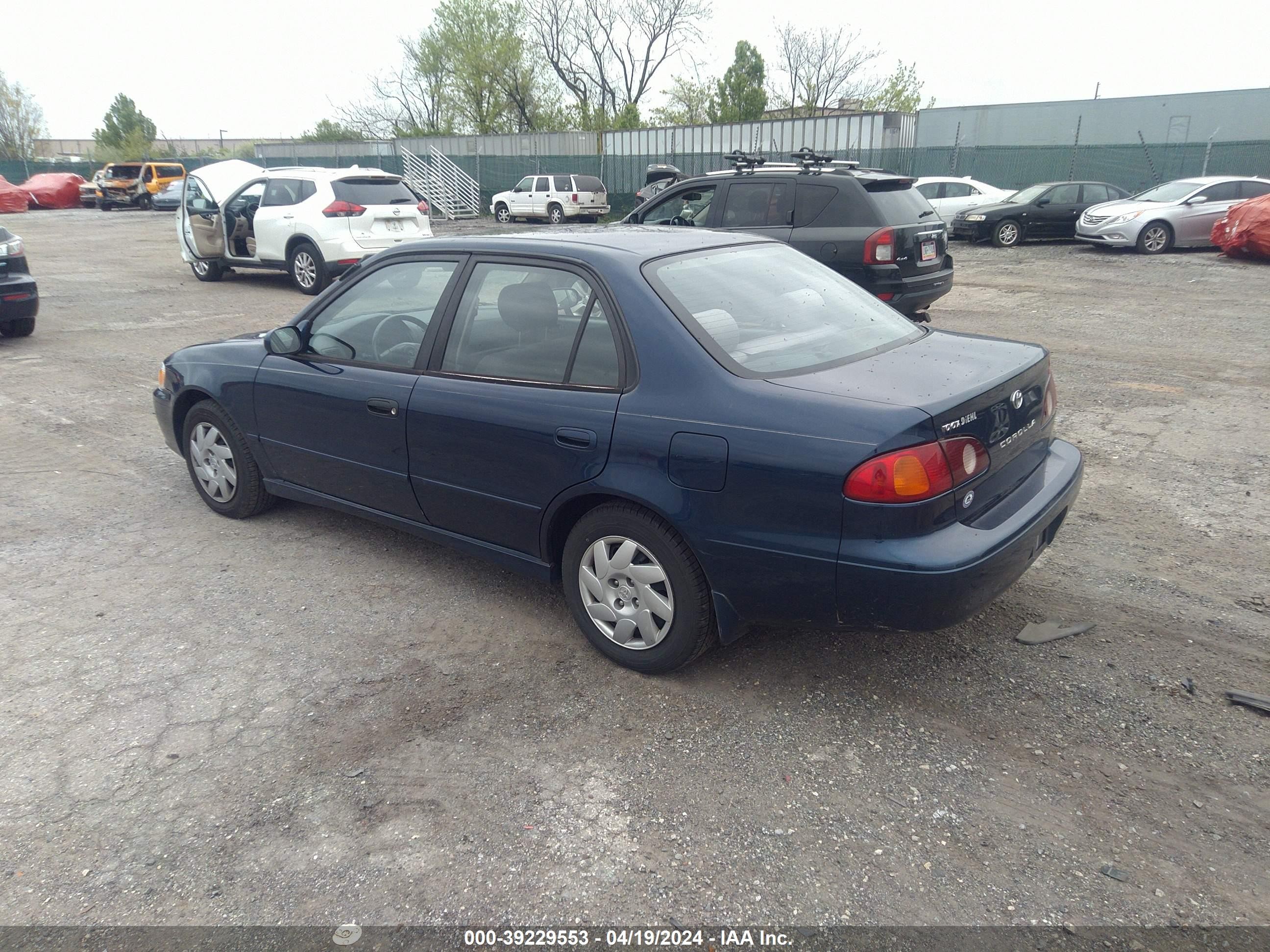 Photo 2 VIN: 2T1BR12E82C579275 - TOYOTA COROLLA 