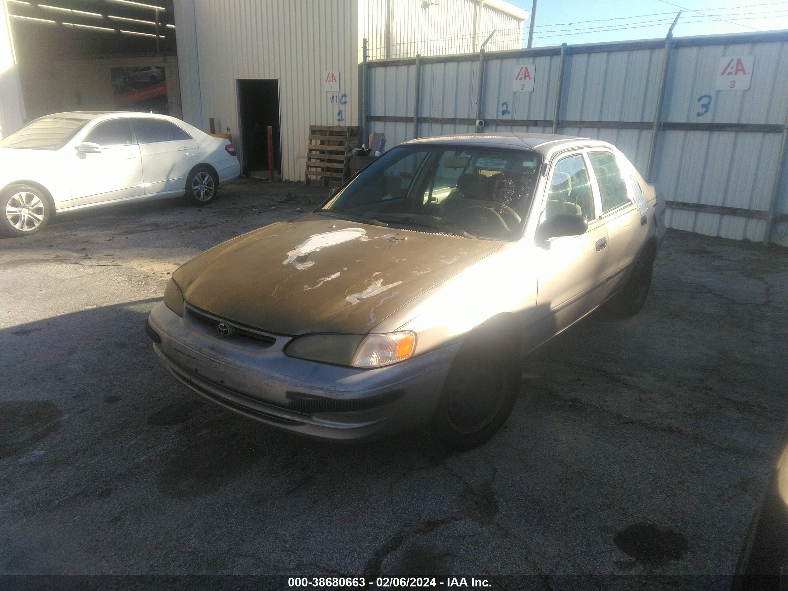 Photo 1 VIN: 2T1BR12E9XC202171 - TOYOTA COROLLA 