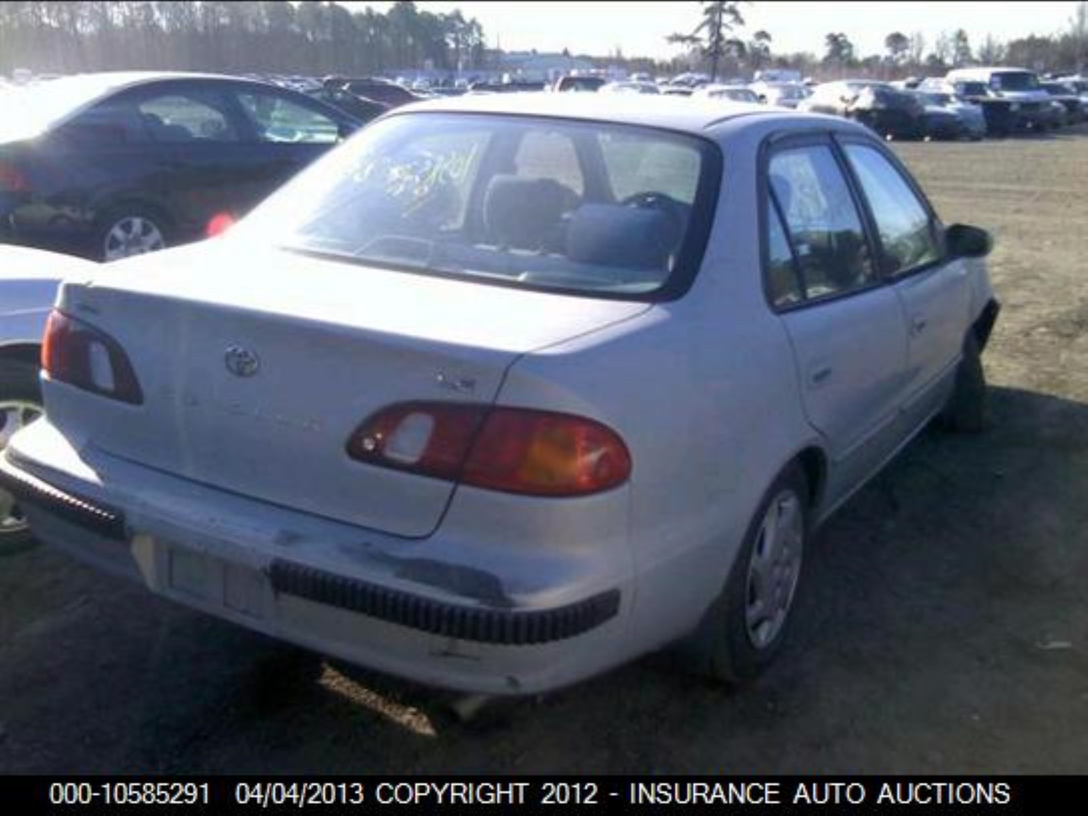 Photo 3 VIN: 2T1BR18E4XC146731 - TOYOTA COROLLA 