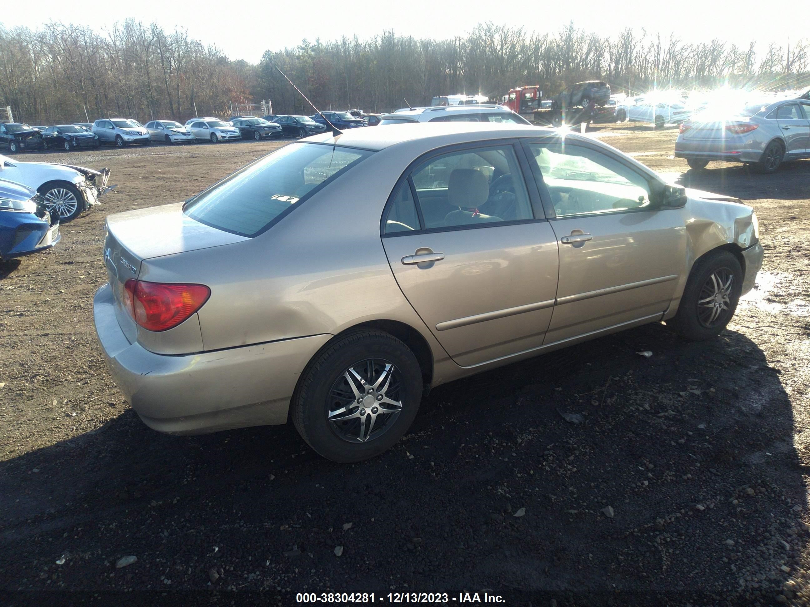 Photo 3 VIN: 2T1BR30E45C390268 - TOYOTA COROLLA 