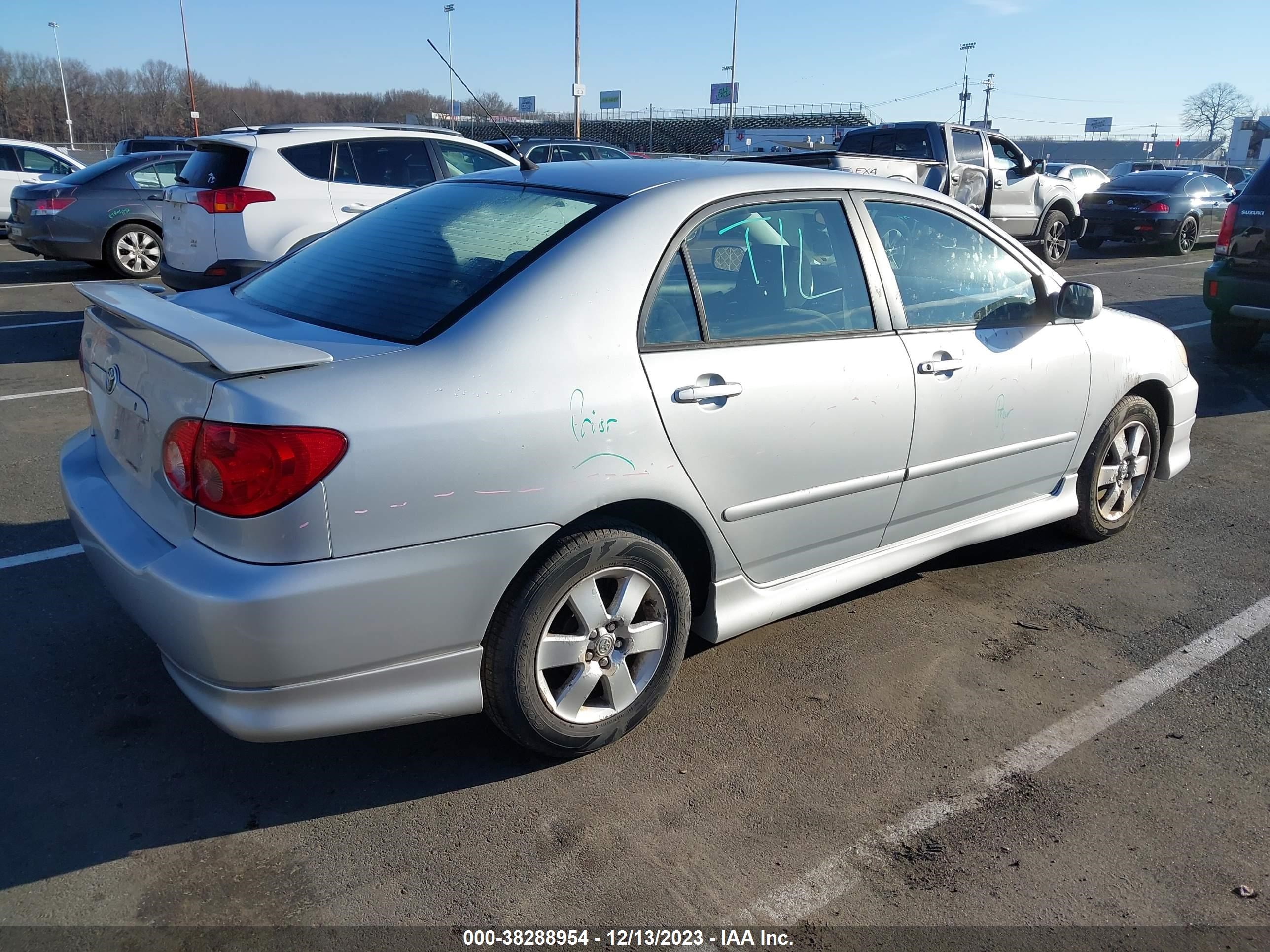 Photo 3 VIN: 2T1BR30E46C617122 - TOYOTA COROLLA 