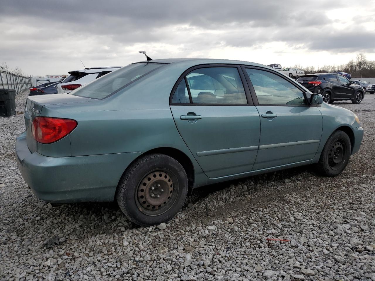 Photo 2 VIN: 2T1BR30E66C612455 - TOYOTA COROLLA 